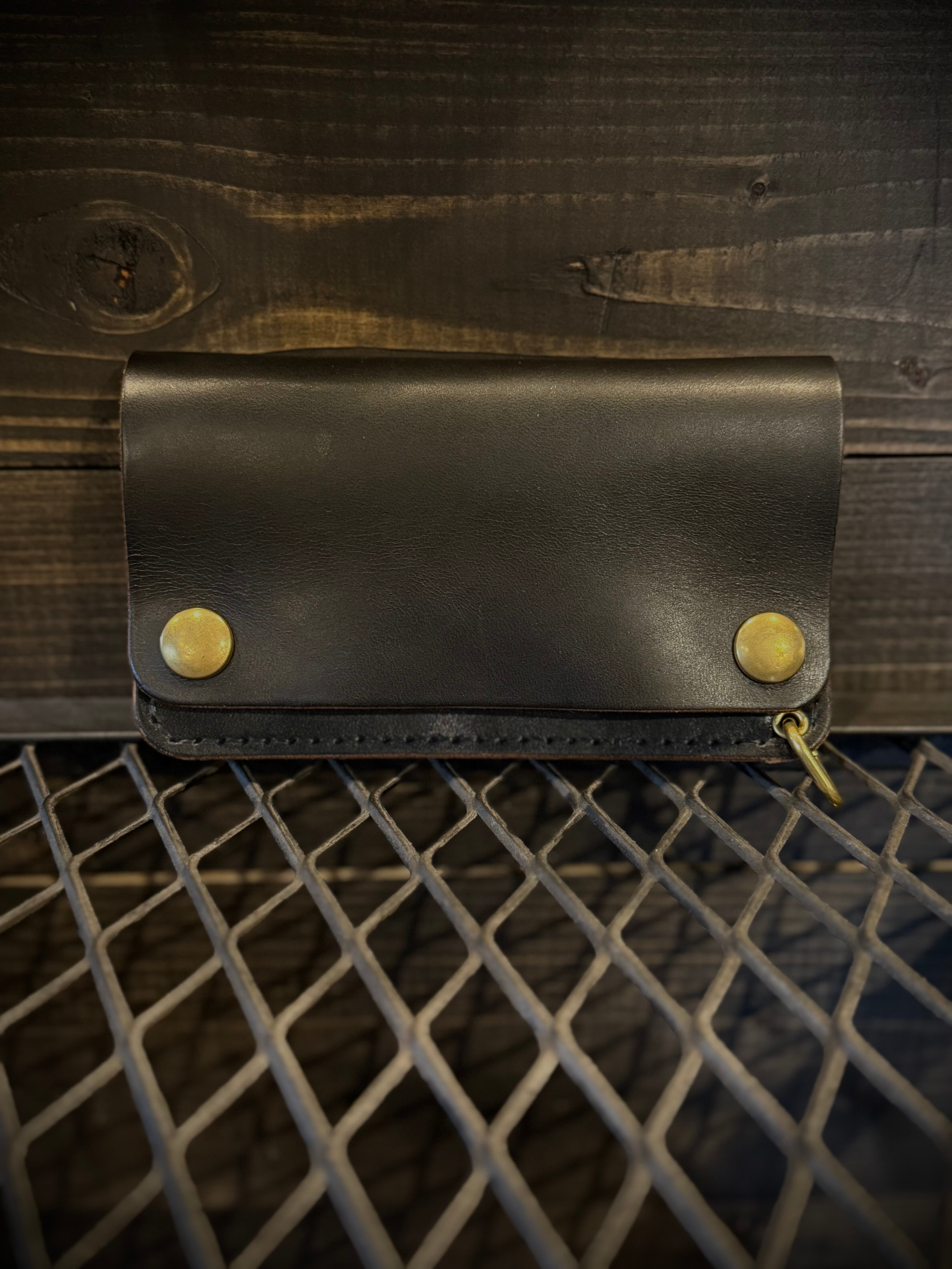 Additive and Line MTW-004 MARYAM HORSE BUTT