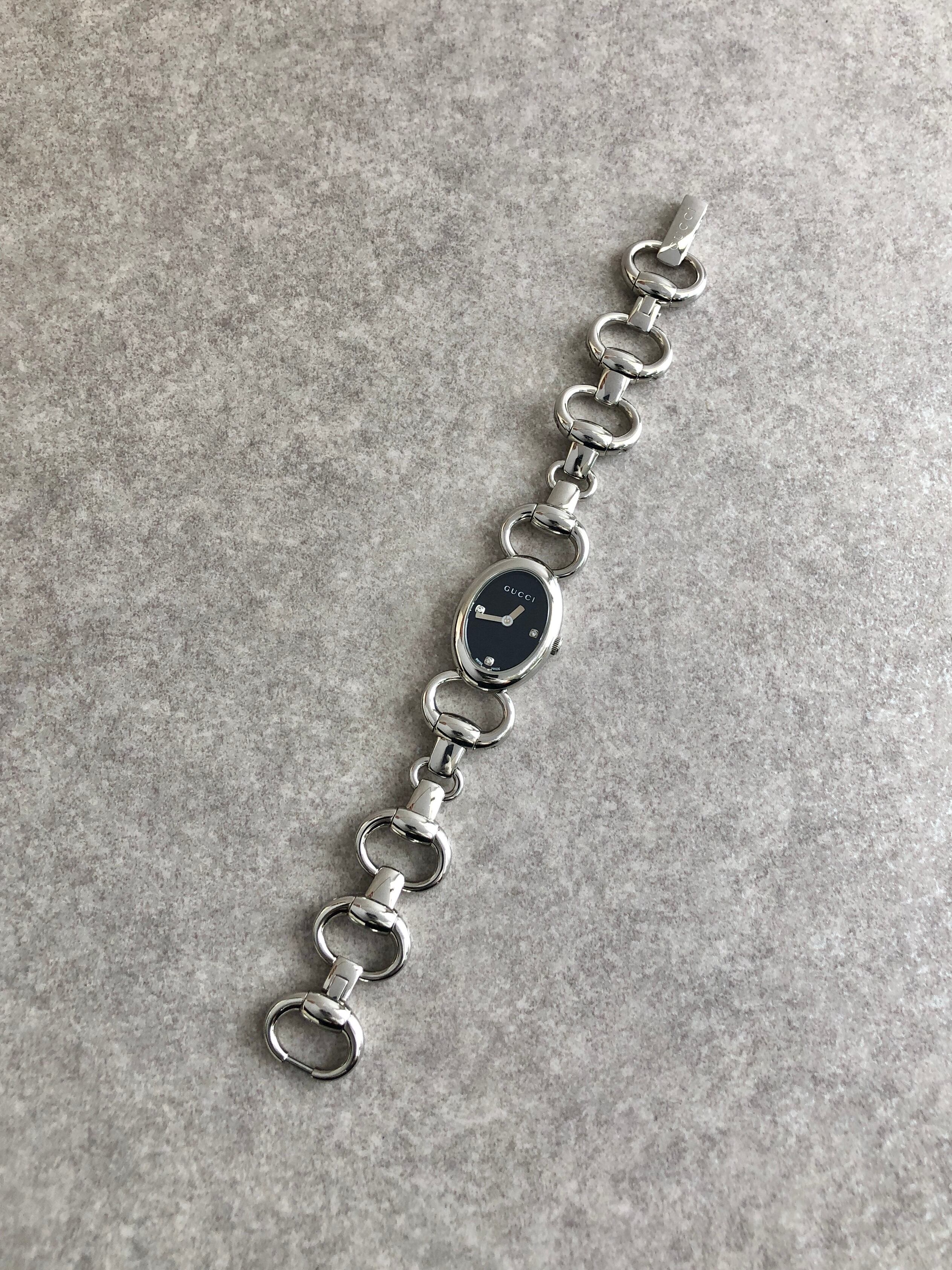 GUCCI グッチ トルナヴォーニ 腕時計 シルバー 118 vintage