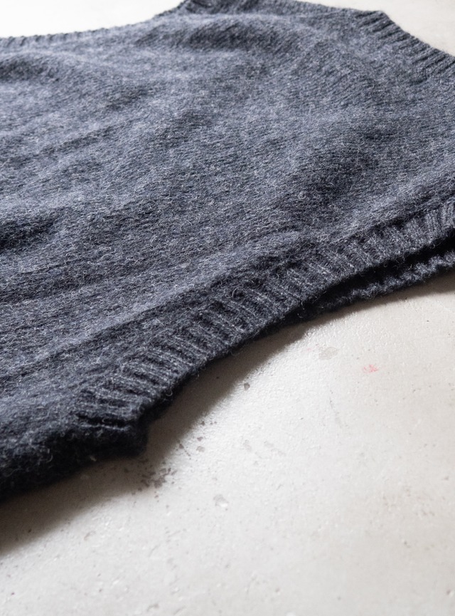 "WICKHAM" 1990s Wool knit vest