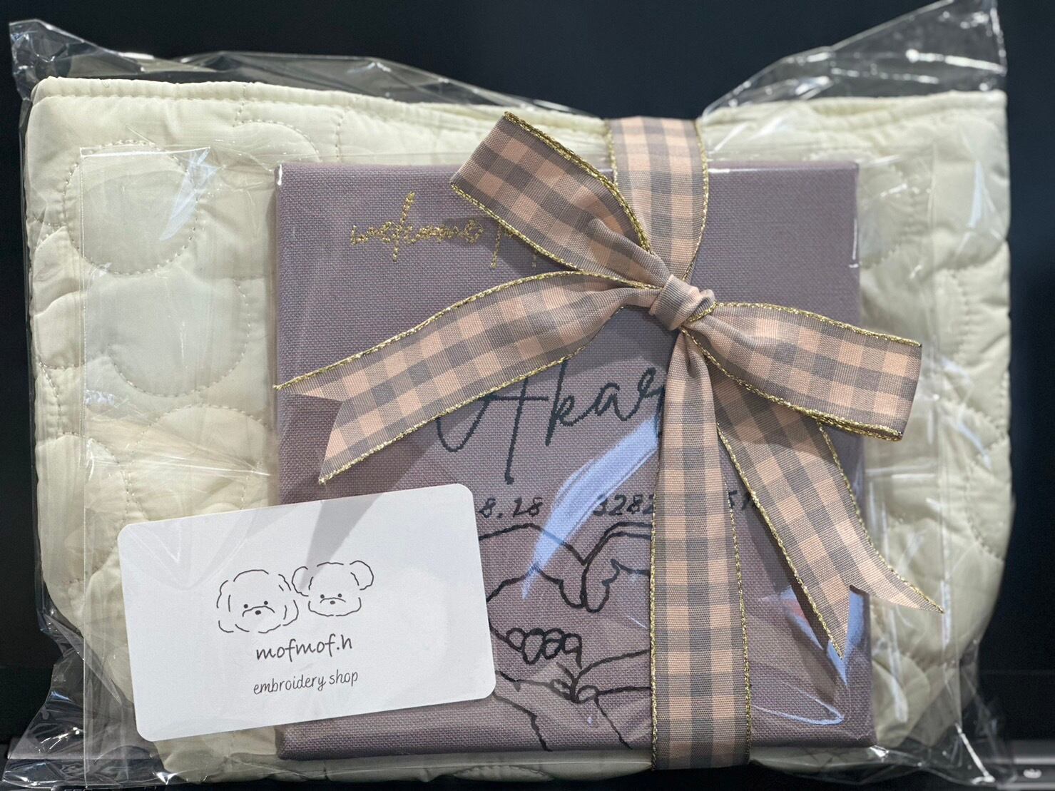 刺繍命名書 ハンドハート