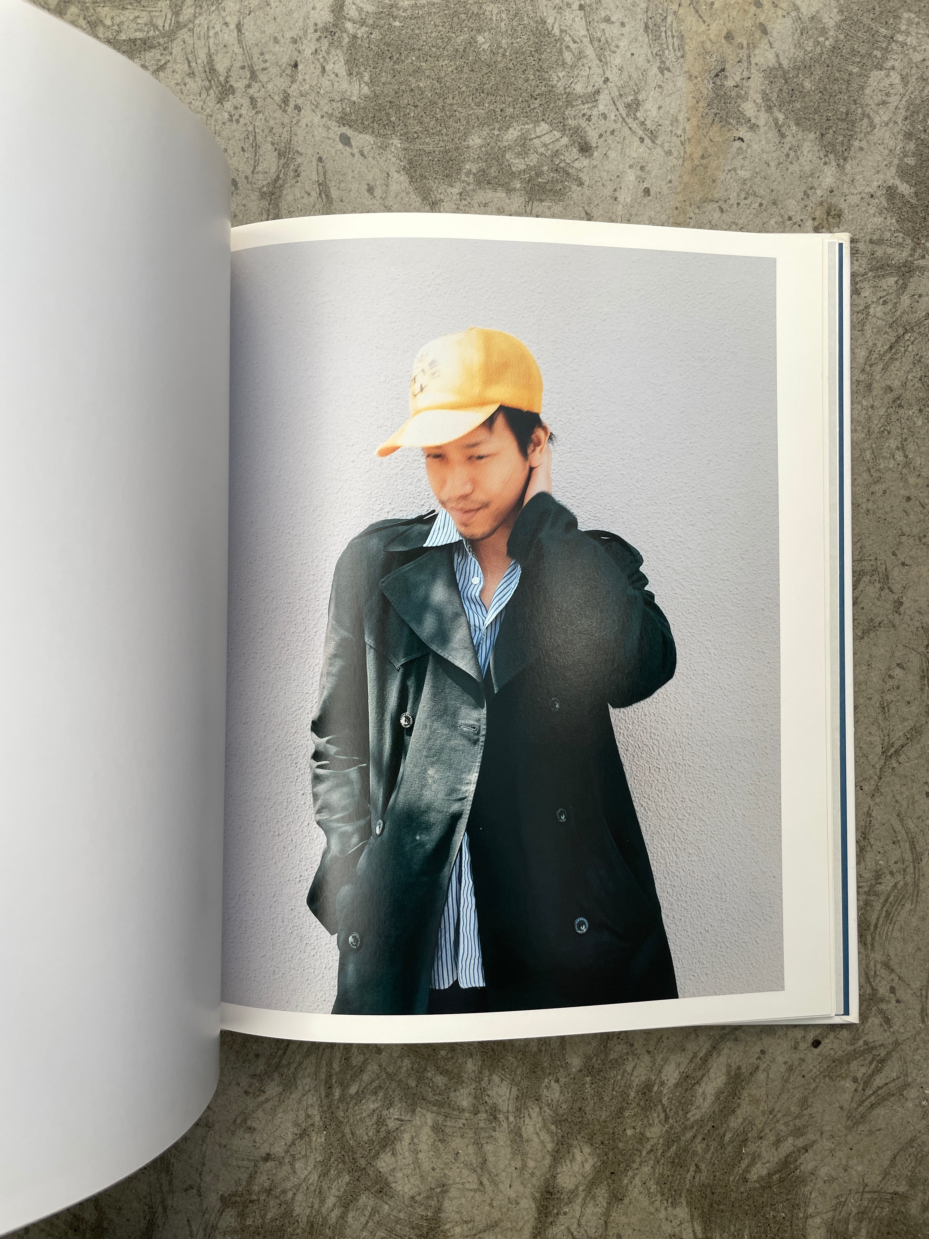 Chikashi Suzuki: Shapes of Blooming鈴木親 - 古本買取 2手舎 Chikashi Suzuki: Shapes of Blooming鈴木親 - 古本買取 2手舎