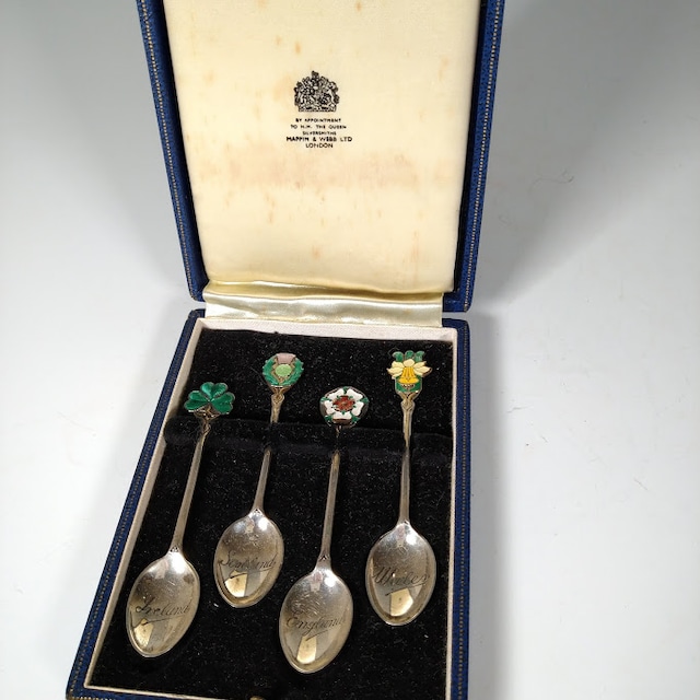 Mappin&Webb　マッピン&ウェッブ製　英国花モチーフ　エナメルスプーン　4本セット(1964年 T&S Turton＆Sons)　シルバー　銀　 七宝　英国アンティーク　骨董　vintage　ビンテージ　銀器　カトラリー【BE206】