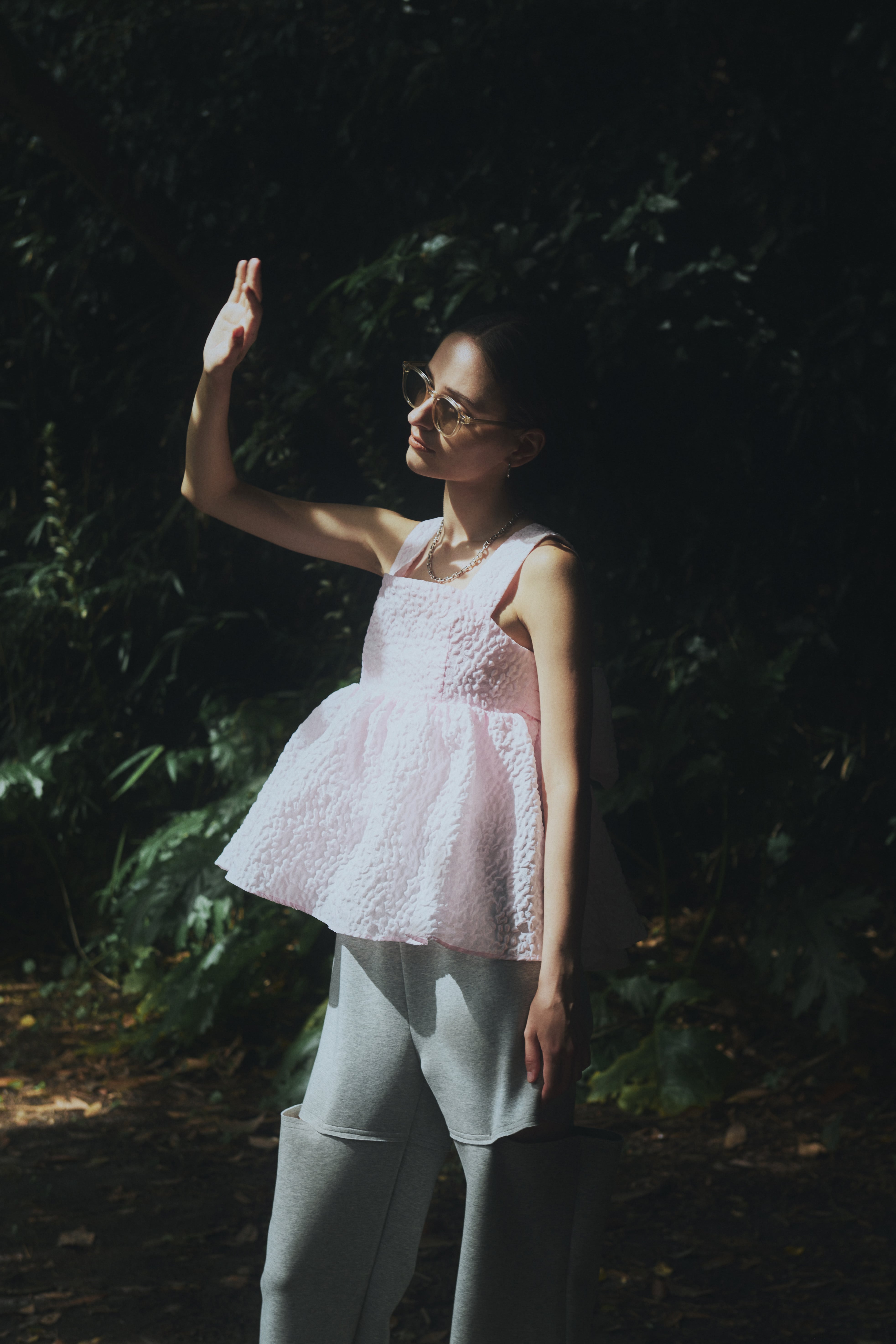 期間限定価格　ブルレア　ジャガードブラウス　ホワイト Amazon.co.jp: タグ付き bluelea ブルレア ジャガード ブラウス