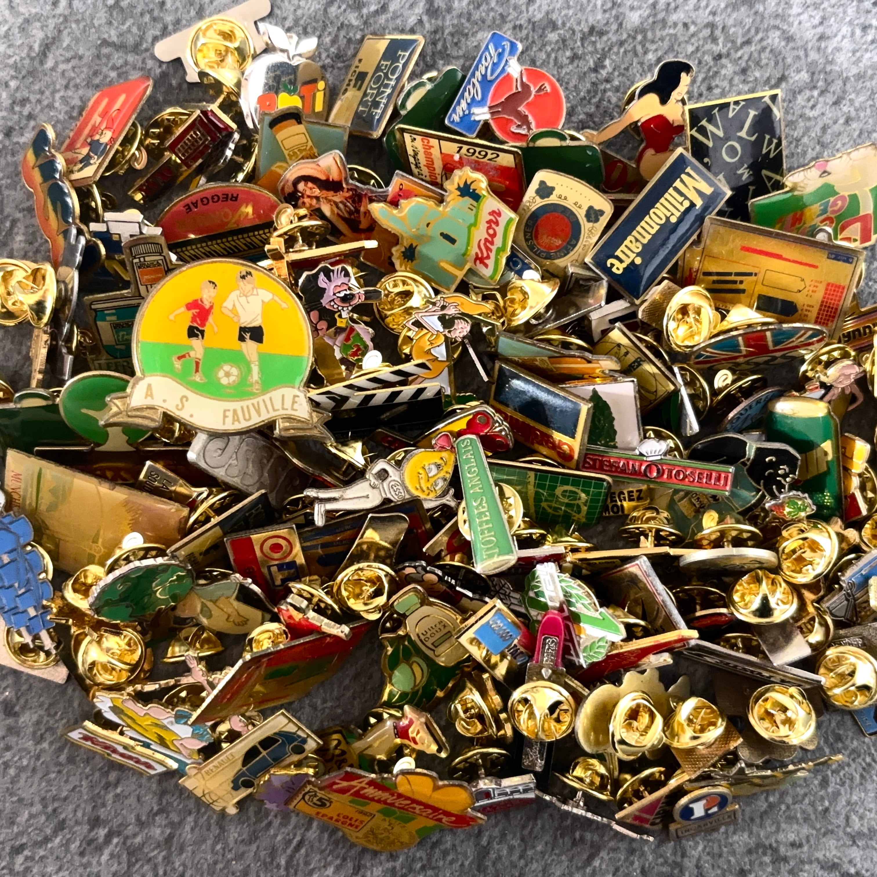 フランス ピンズ | べるりんのーと ANTIQUE & VINTAGE