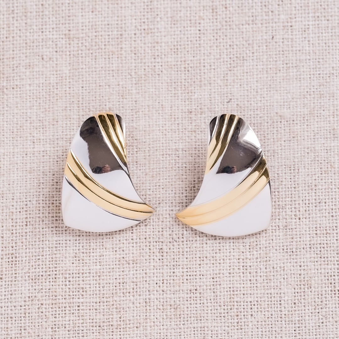 Valentine's Day Marche: Two-tone abstract earrings