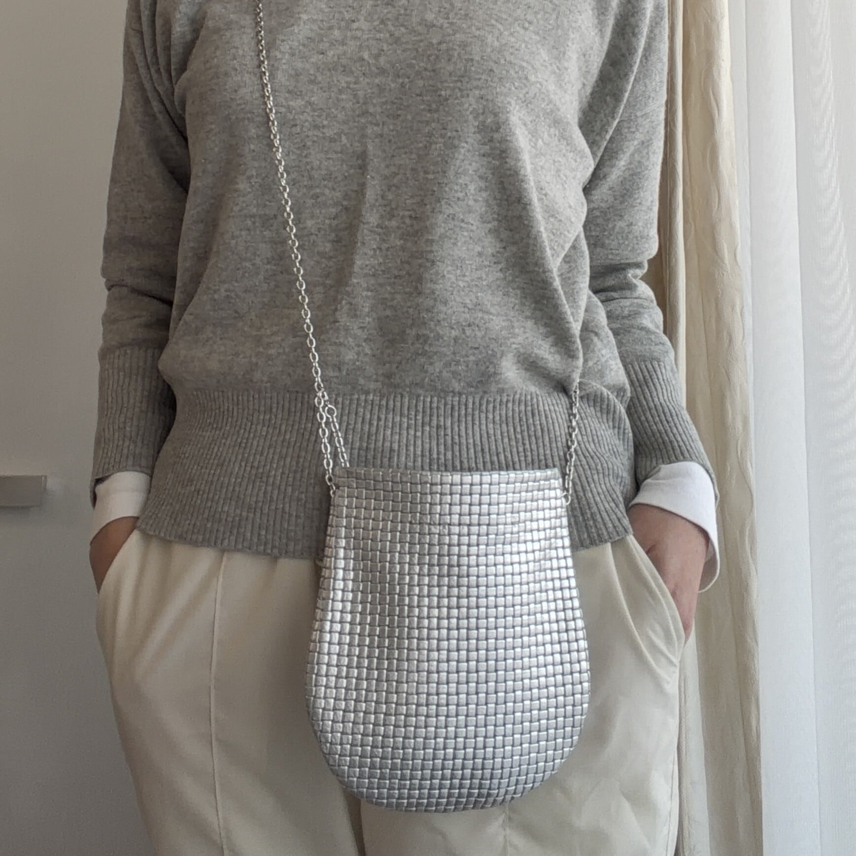 フラットRポシェット シルバー 牛革メッシュ型押 | n.number(エヌ