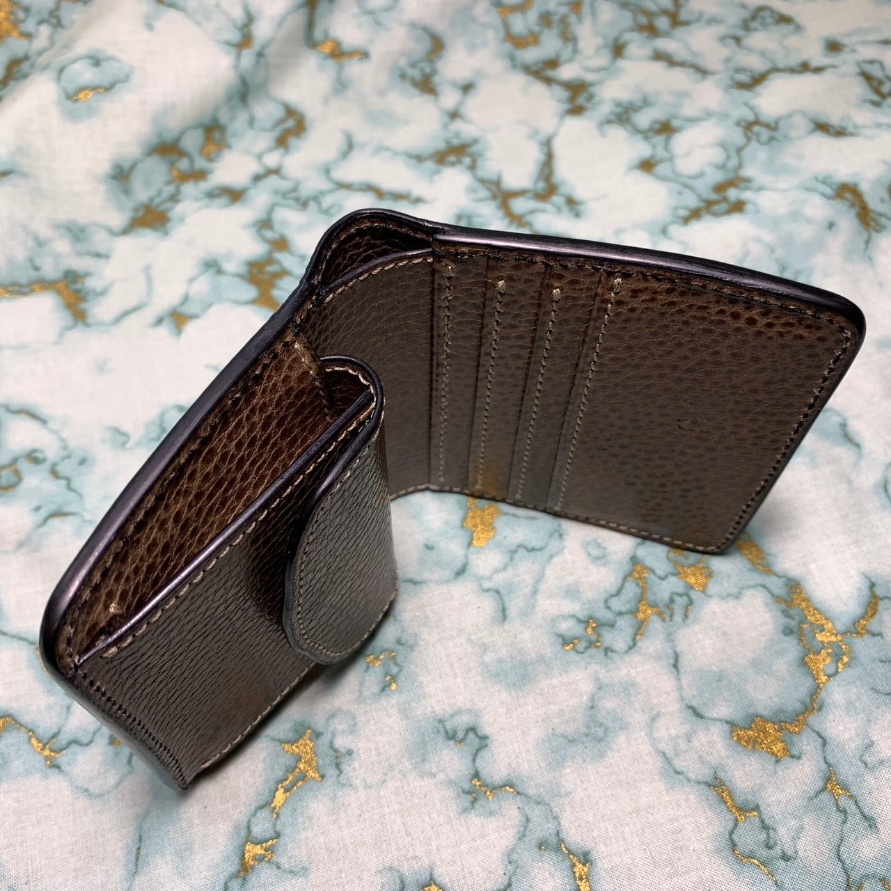 美しい黒艶 20mm イタリアンレザー BUND チラ見せ 赤紫 美しい黒艶 20mm イタリアンレザー BUND チラ見せ 赤紫 時計