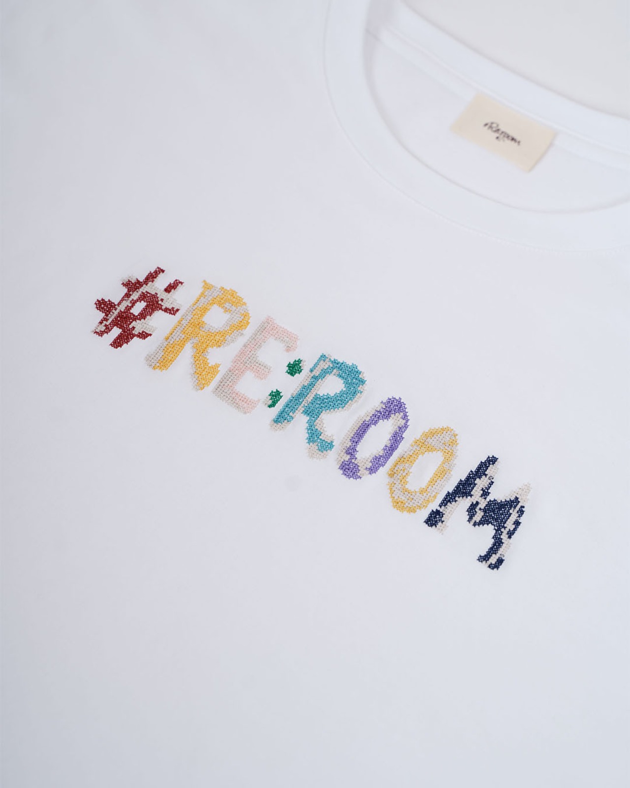 【#Re:room】MULTI COLOR LOGO EMBROIDERY T-SHIRTS［REC902］