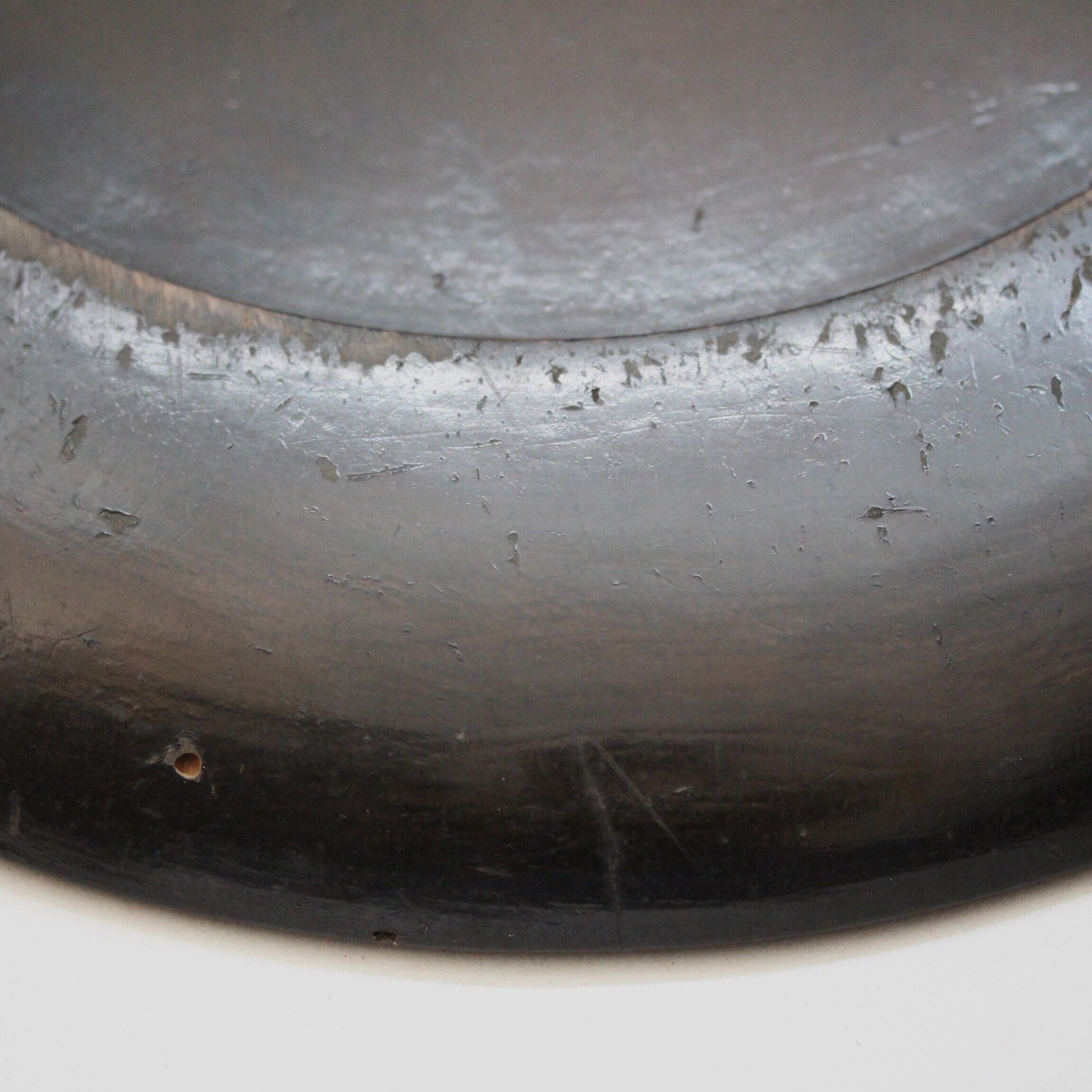 赤と黒】赤黒漆丸盆 d39.6cm Red and Black Lacquered Wooden Round