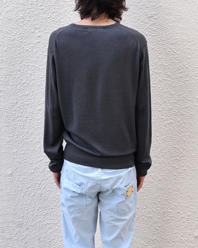 【VIKTOR&ROLF】grey logo design knit