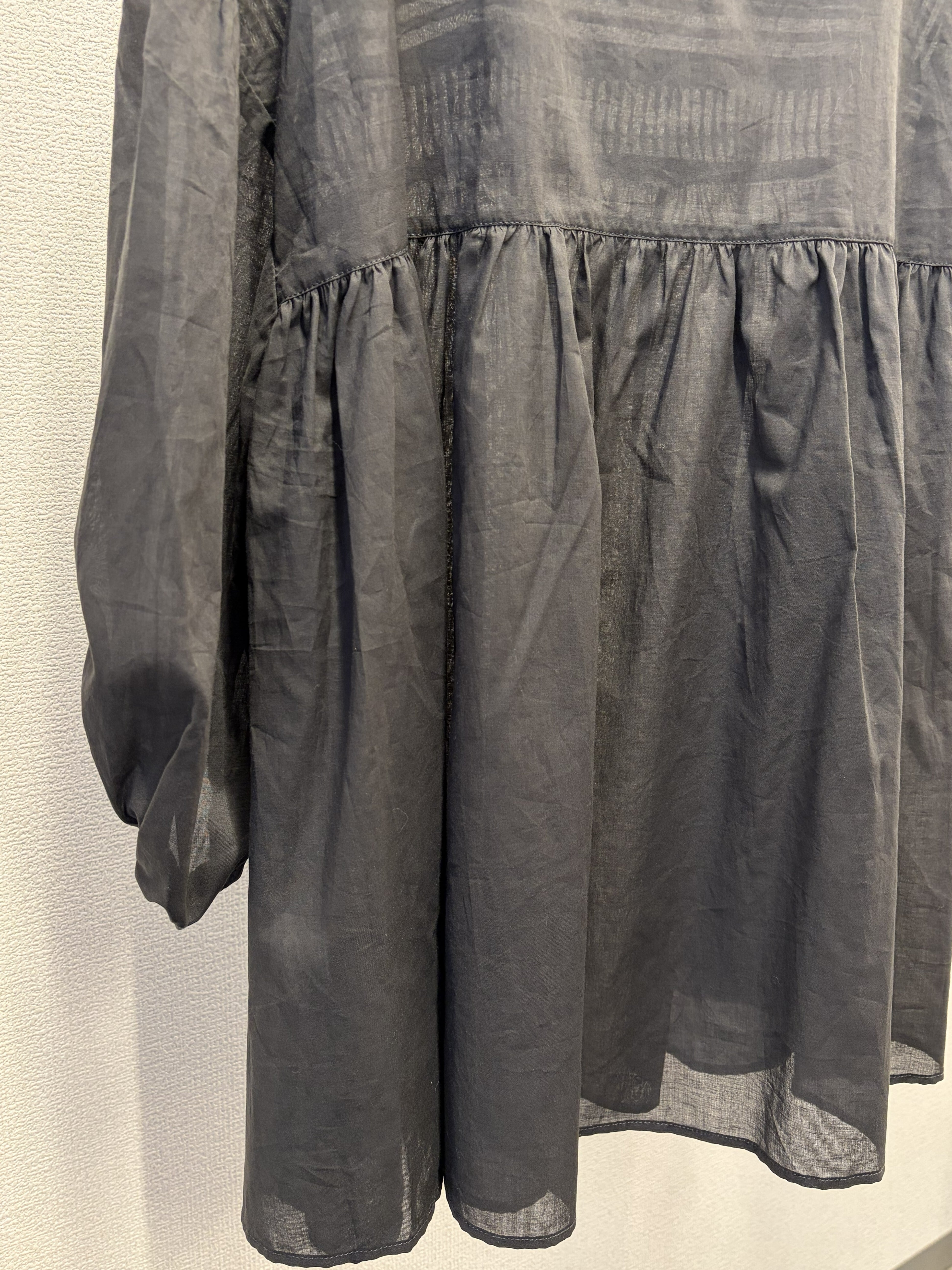 本日価格 新品 雨のリュウグウ アストロ ピンタック ブラウス 雨のリュウグウ | TANDEY ONLINE STORE