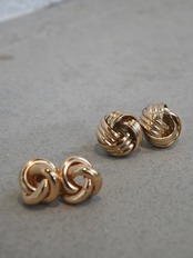 complex knot pierce