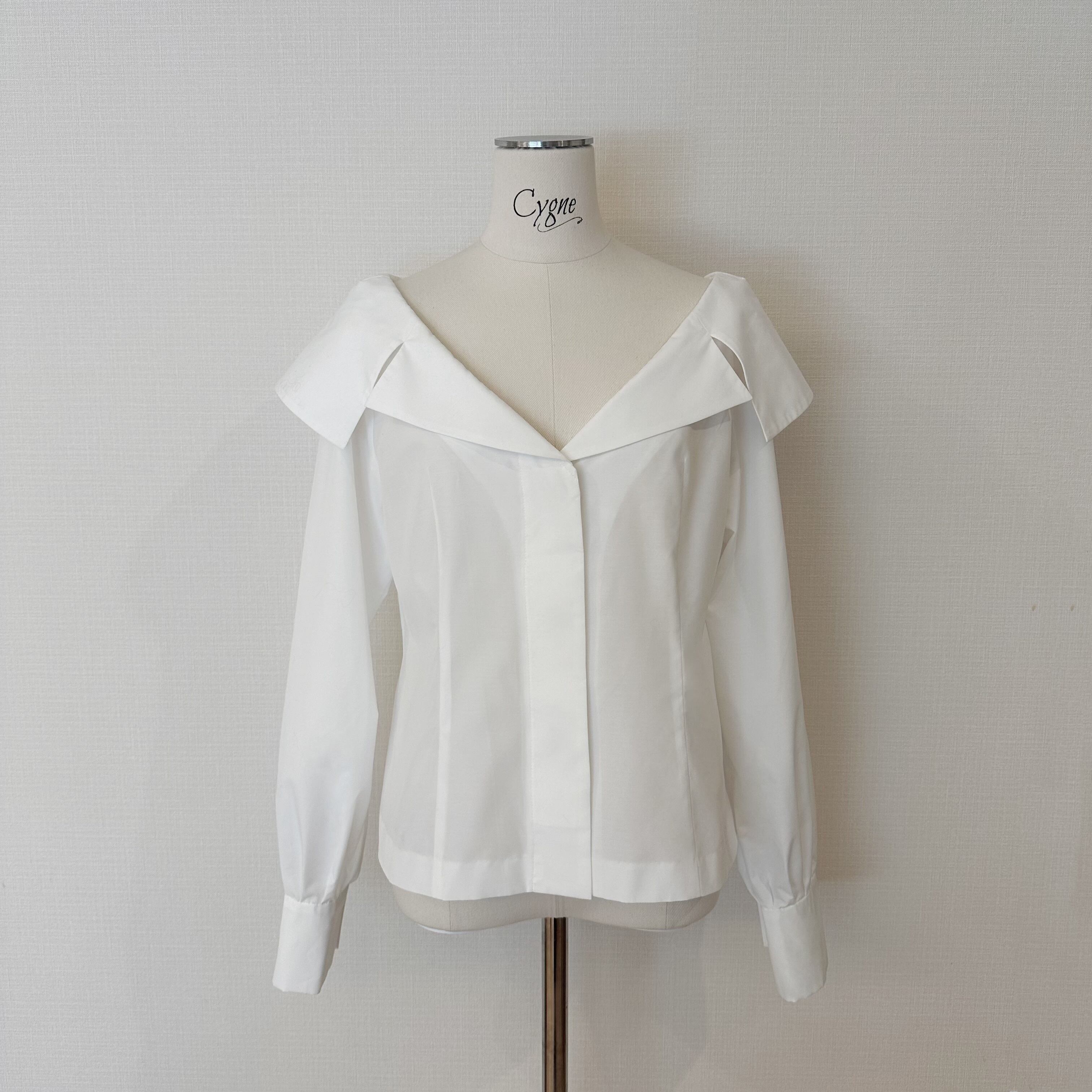 オープンブラウス Emeline | Cygne