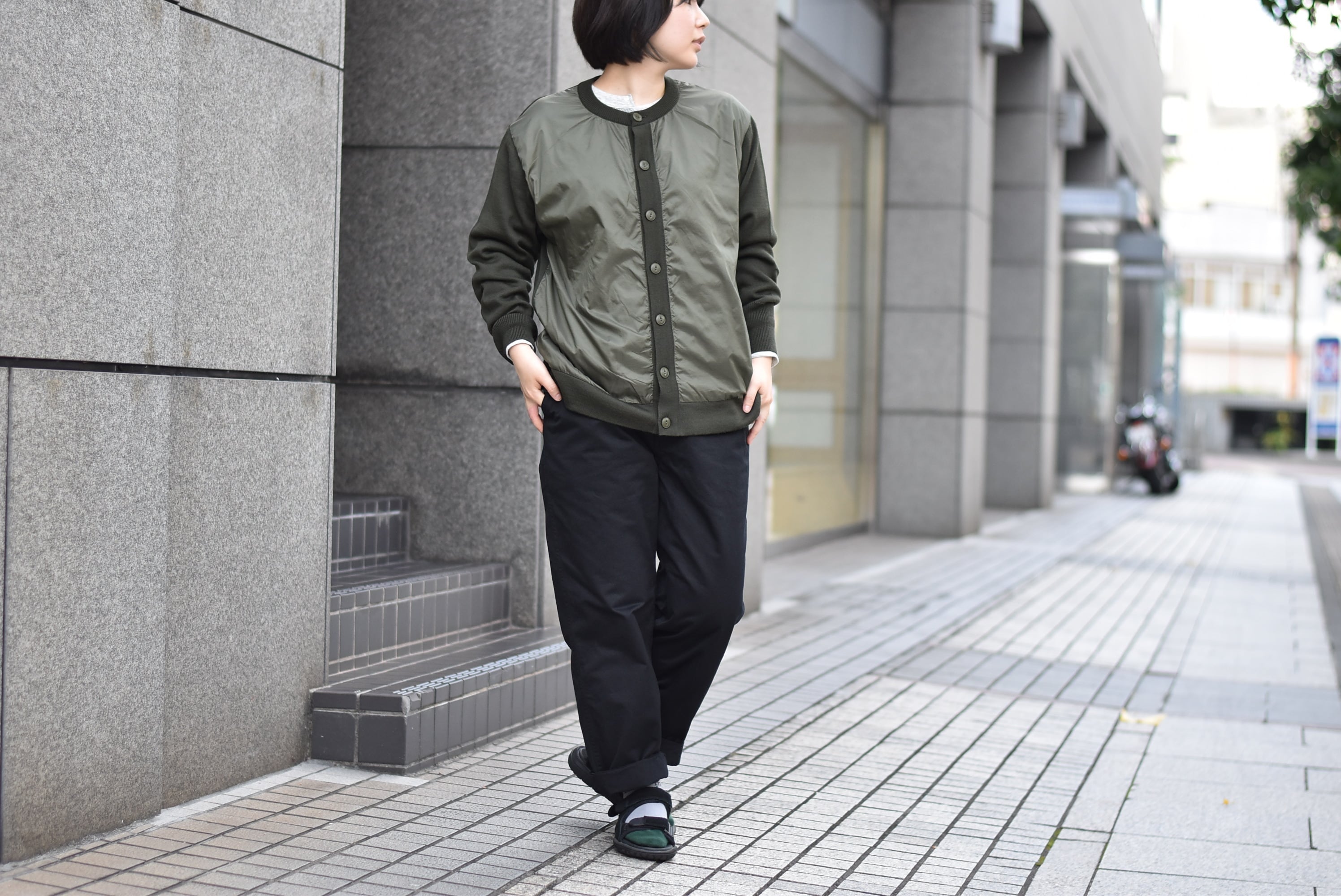 HATSKI】Loose Tapered Chino Trouser | theater(シアター) HATSKI】Loose Tapered Chino Trouser | theater(シアター)
