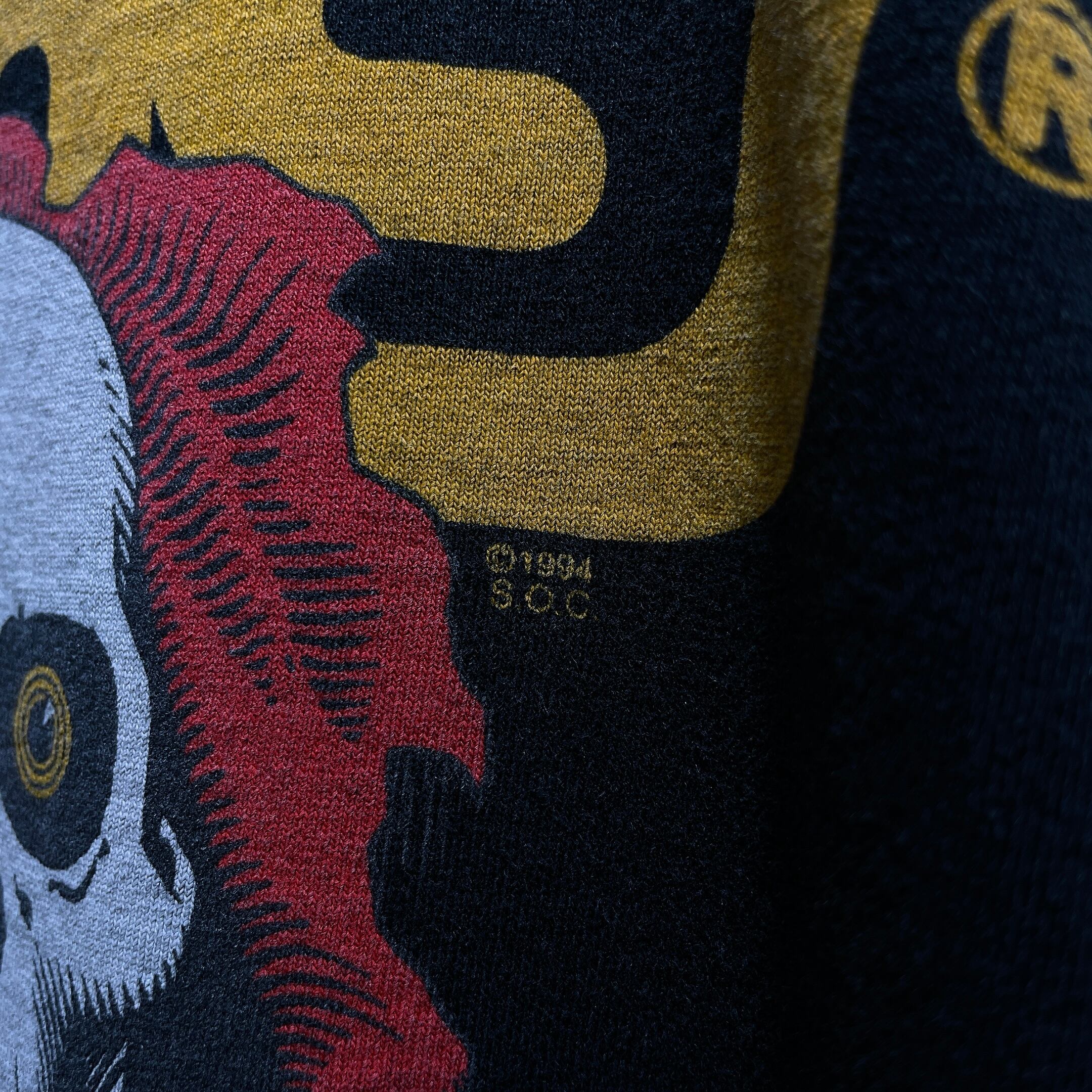 1994s POWELL PERALTA ” 覗きBONES ” printed Black Tee (made in Usa)