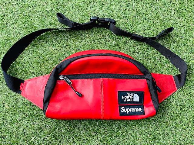 Supreme × THE NORTH FACE LEATHER WAIST BAG RED JJ9359