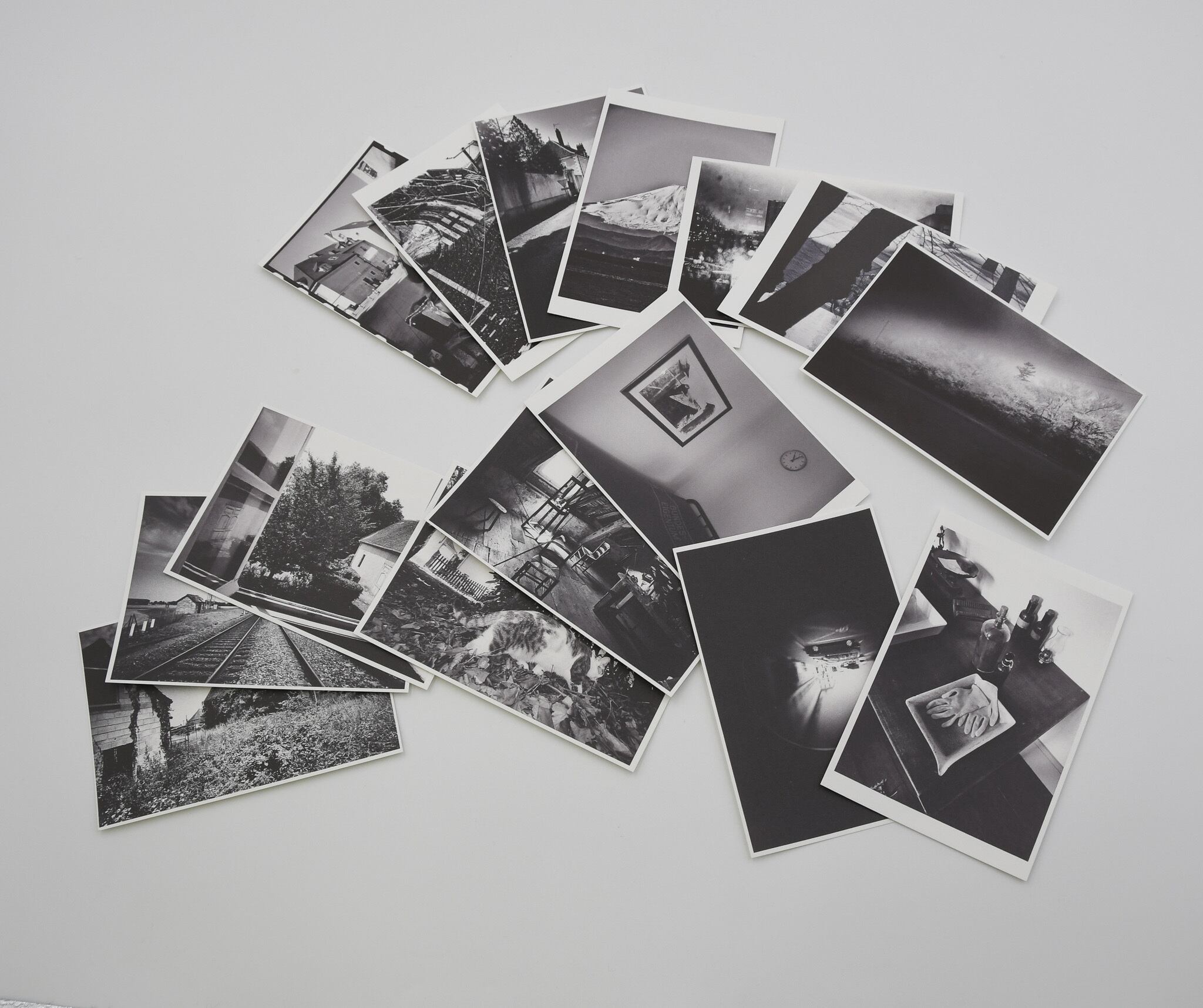 Aphex Twin supreme 森山大道　ポスター　フレーム付き Aphex Twin supreme 森山大道 ポスター フレーム付き - メルカリ