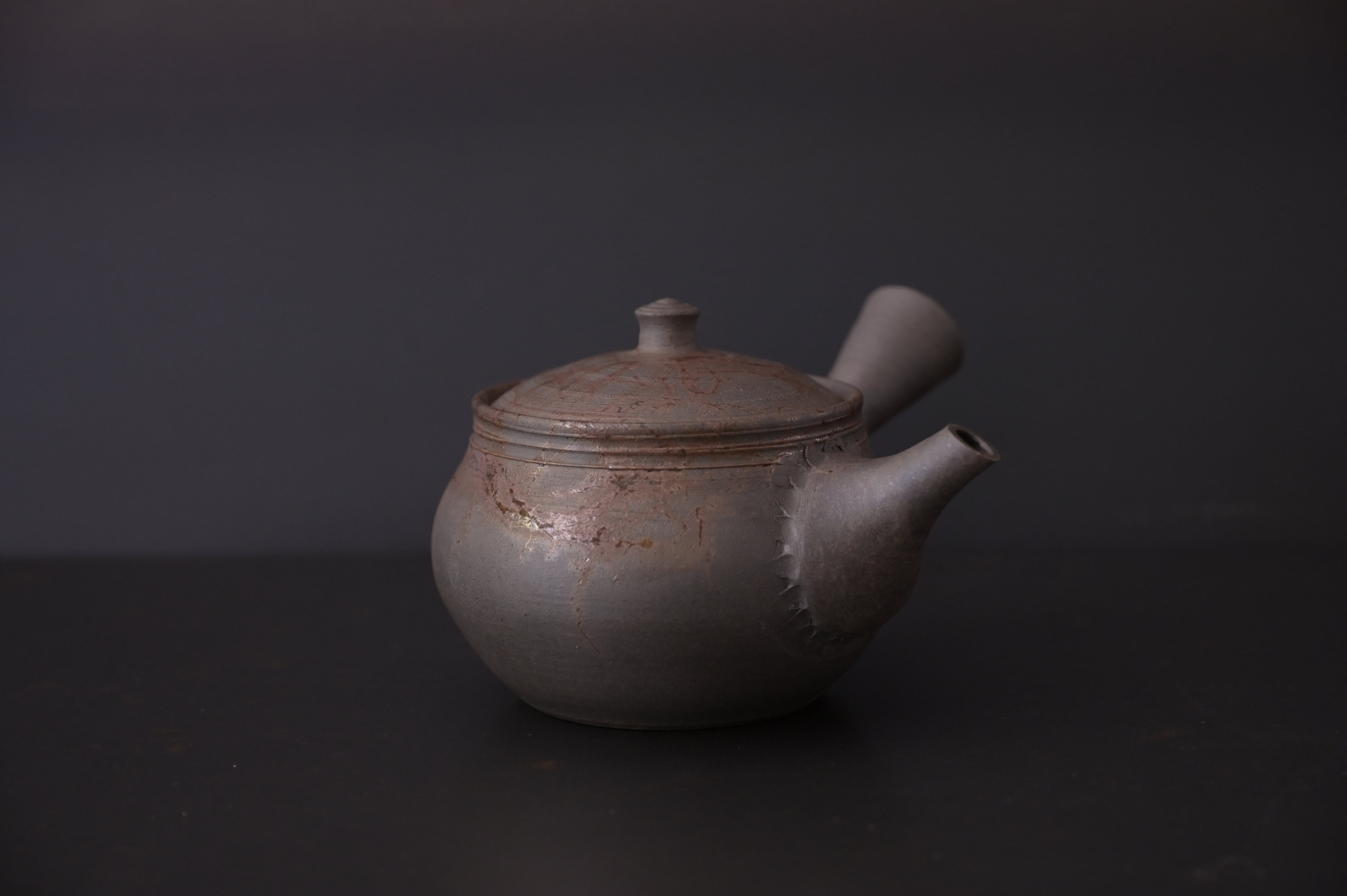 谷川仁 炭化藻掛け茶注