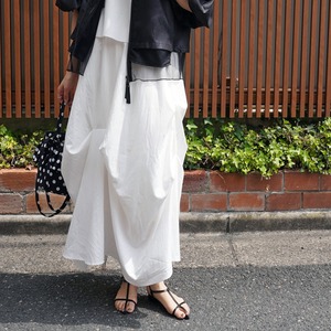 （W27）【４月上旬】ランダムタックギャザースカート