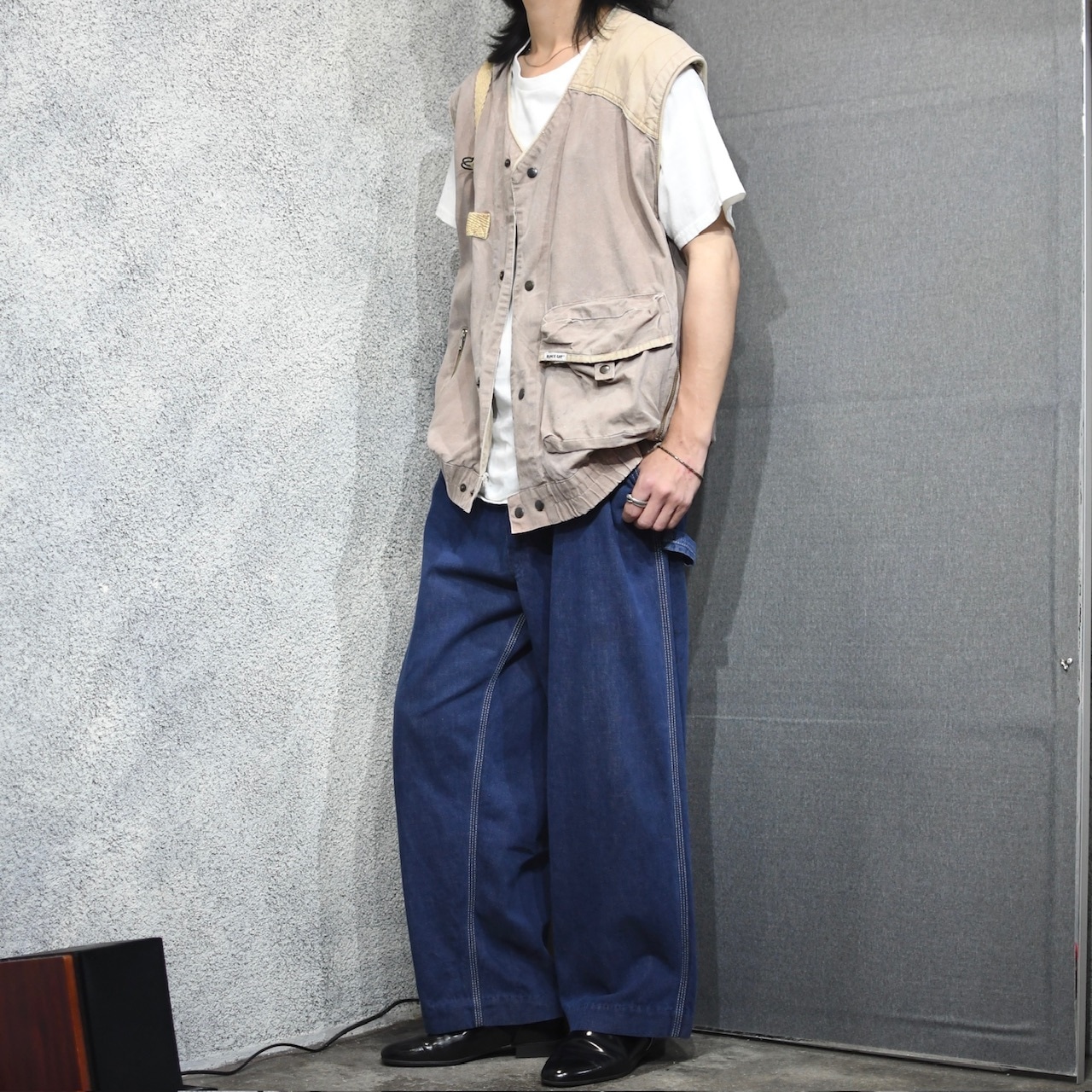 black cat design vest