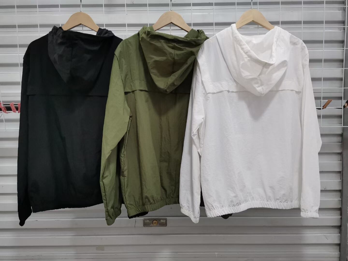 ナイロンアノラックパーカー　ASF212010-560