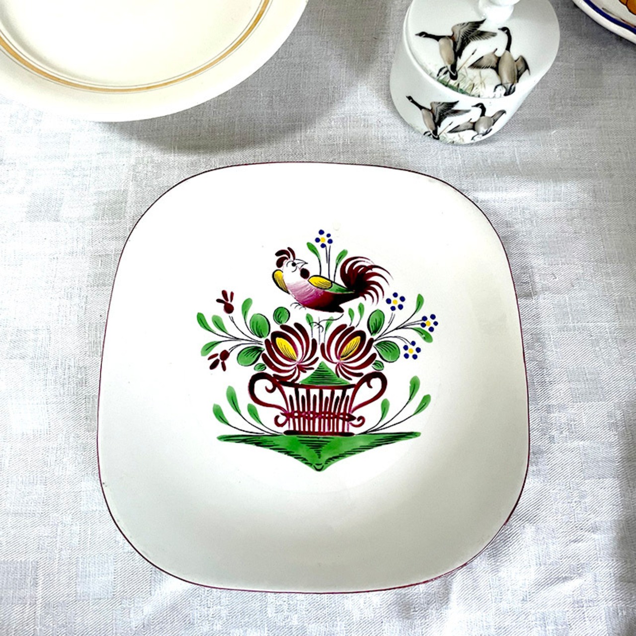 手描き飾り皿　スクウェアプレート　にわとり　KGLUNEVILLE リュネビル Comtesse du Barry 19twc3