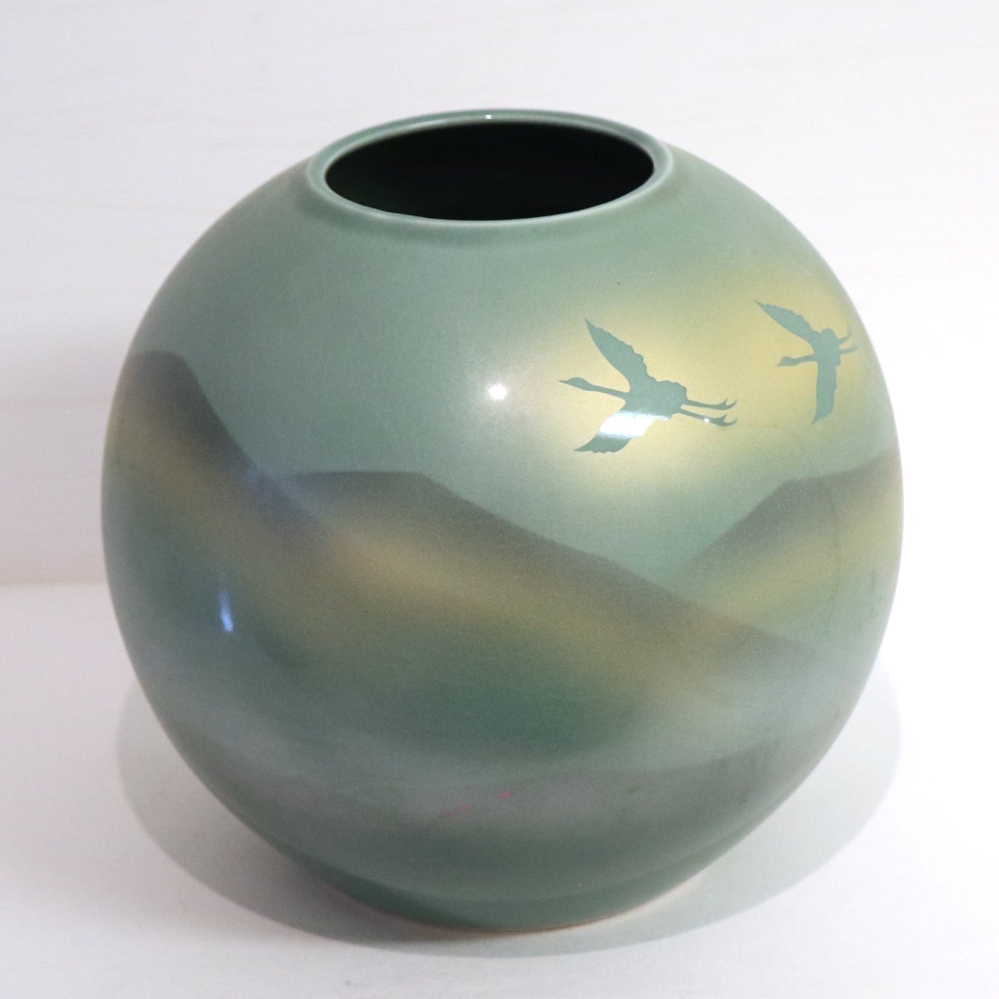 九谷焼・香祥窯・鶴連山・壺型花瓶・丸型花器・飾り壺・No.200815-069 