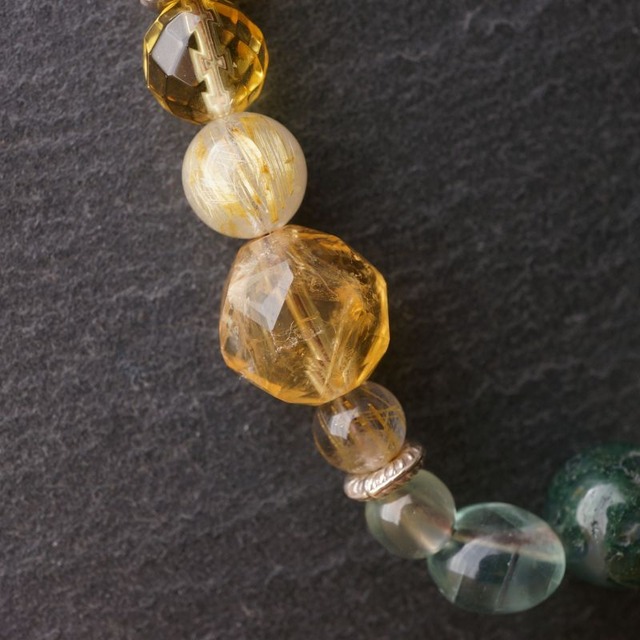 七色天然石の厄除けロングネックレス<厄年のお守りに>*チャクラネックレス*