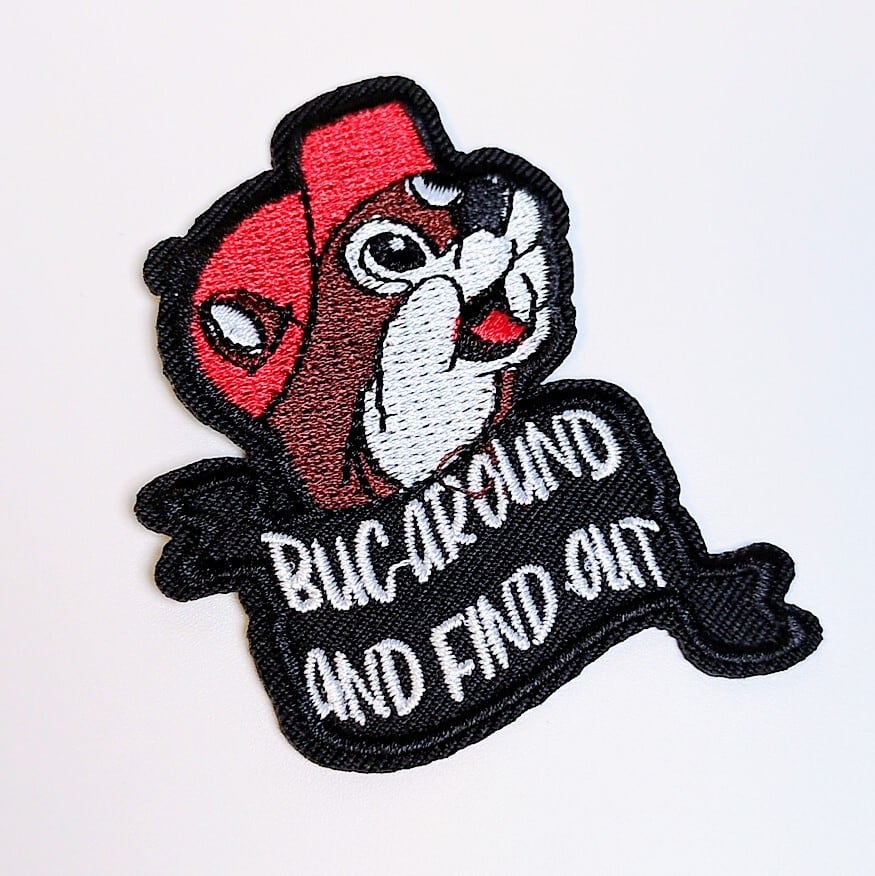 送料無料！ ★刺繍アイロンワッペン★ 【 Buc-ee's（バッキーズ） 】 バッキー / ビーバー 〚アメリカン雑貨 アメトイ〛