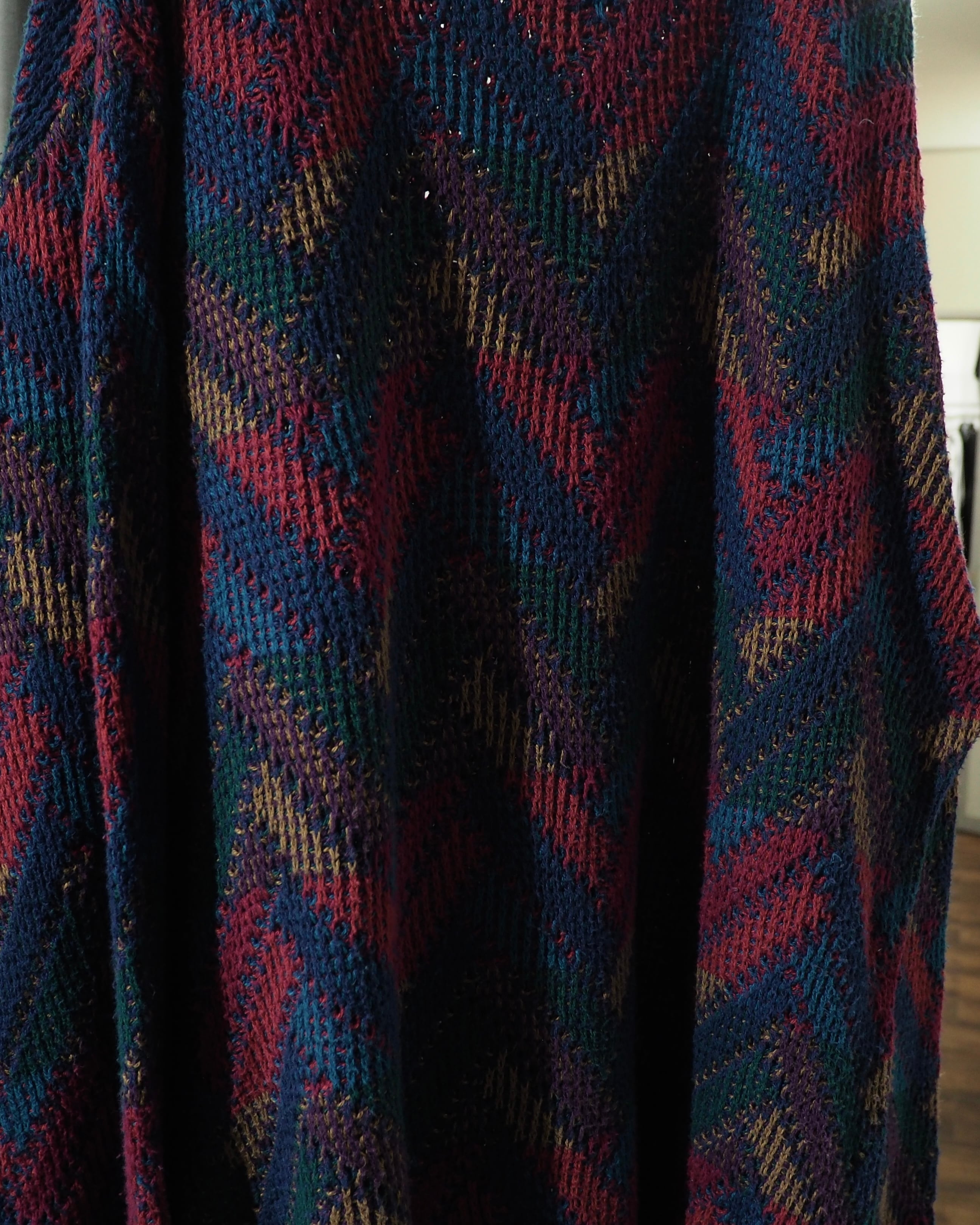 1980 - 90s ” Made in USA - Amana ” Zigzag Weaving Vintage Loose Knit