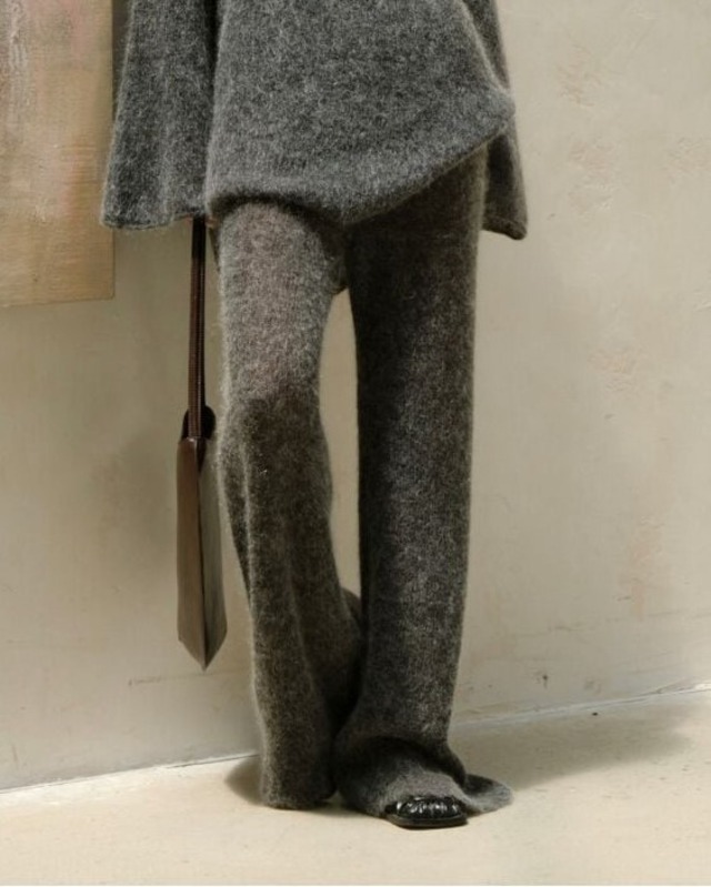 Sheer Loose Knit Pants E937