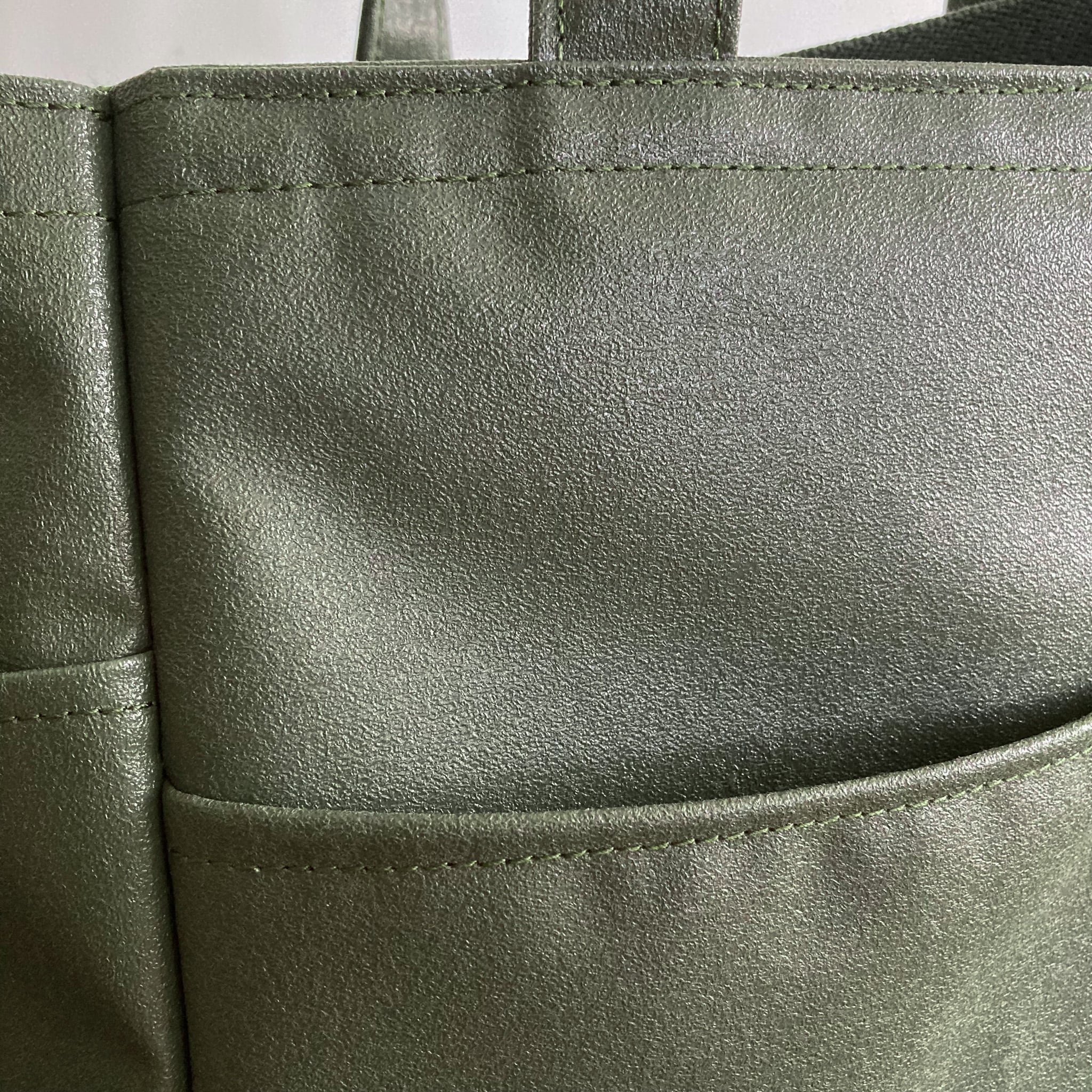 4 pockets tote 横長2way オリーブドラブ / ポリエステル帆布 | aoya