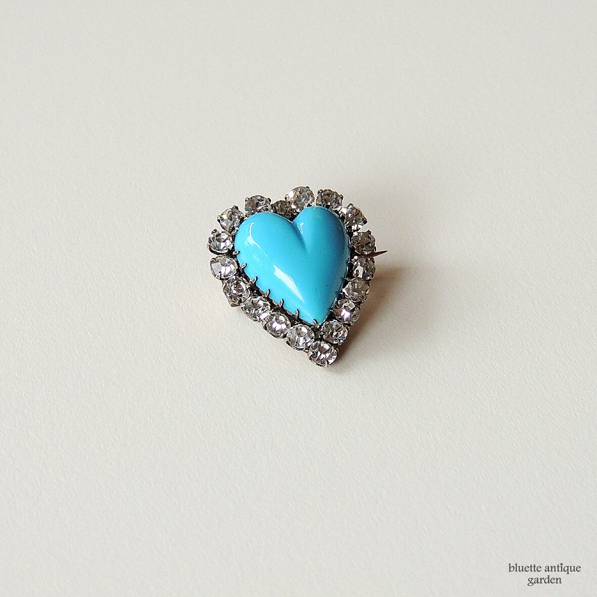 フランスアンティークガラスのブローチ