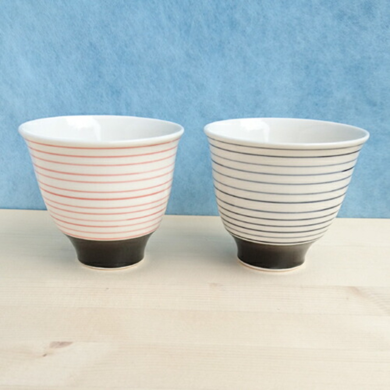 波佐見焼　湯呑コップ　ラインＳ.Ｔ（青・赤） 4-046