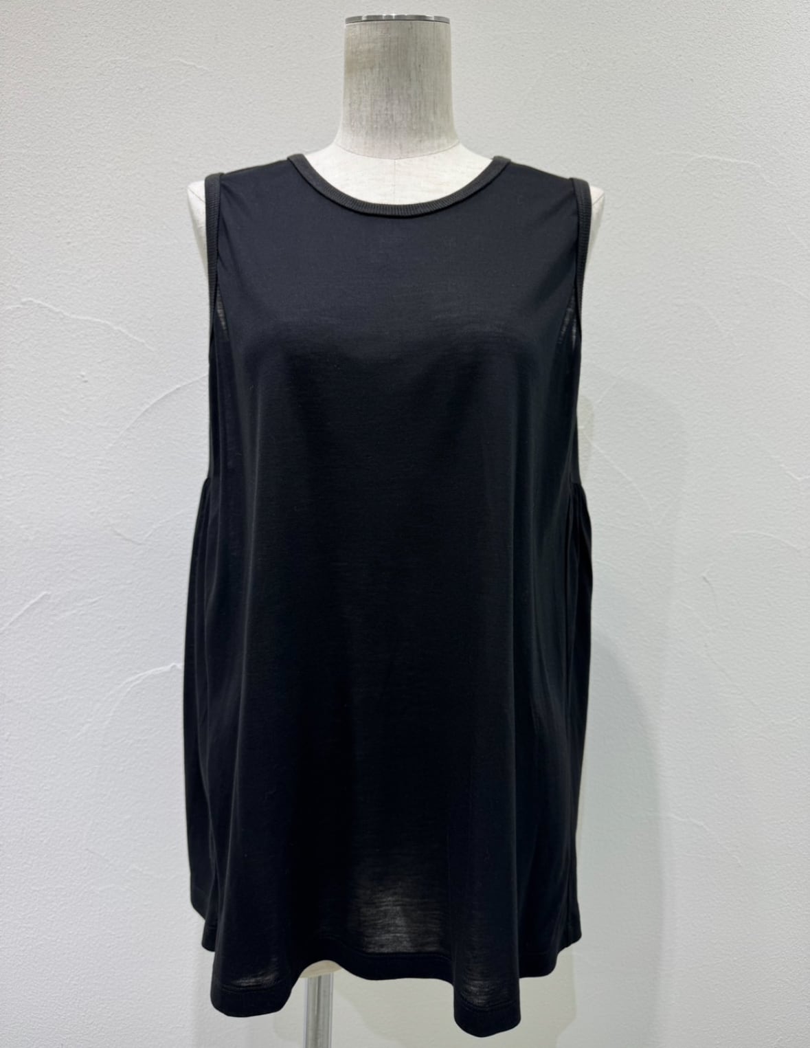 SALE！CYAN TOKYO シアントーキョー シアー天竺バックギャザータンク