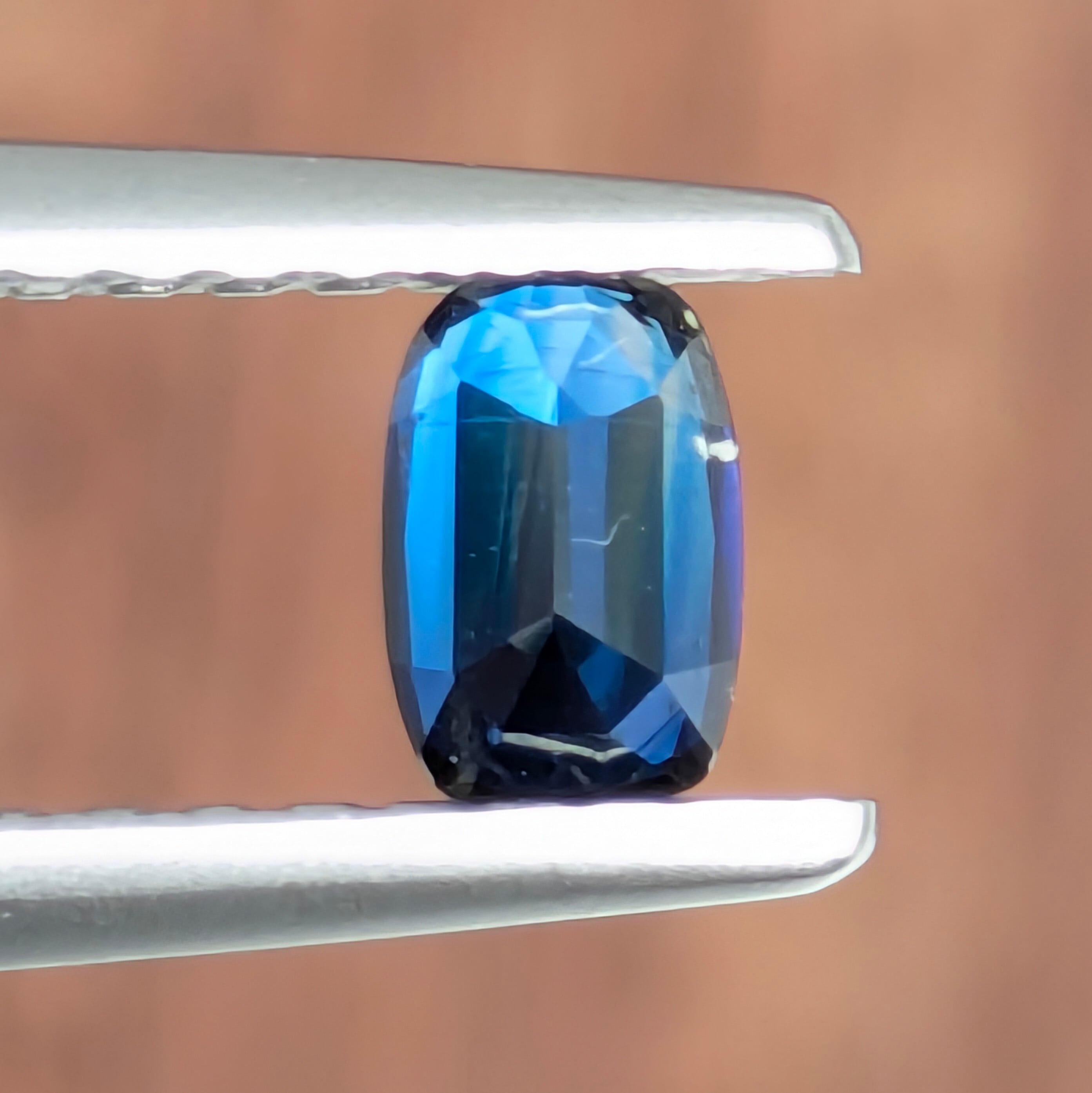 ユークレースルース ナミビア産【0.28ct】 PRO208632 | Gem's Subculture