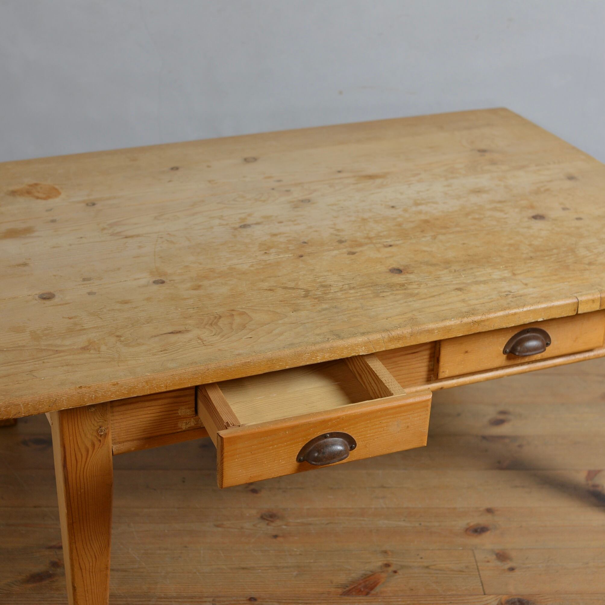 Coffee Table / コーヒーテーブル 〈センターテーブル・サイドテーブル