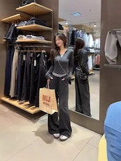 スポーツウエア・トップス&ワイドレッグパンツ