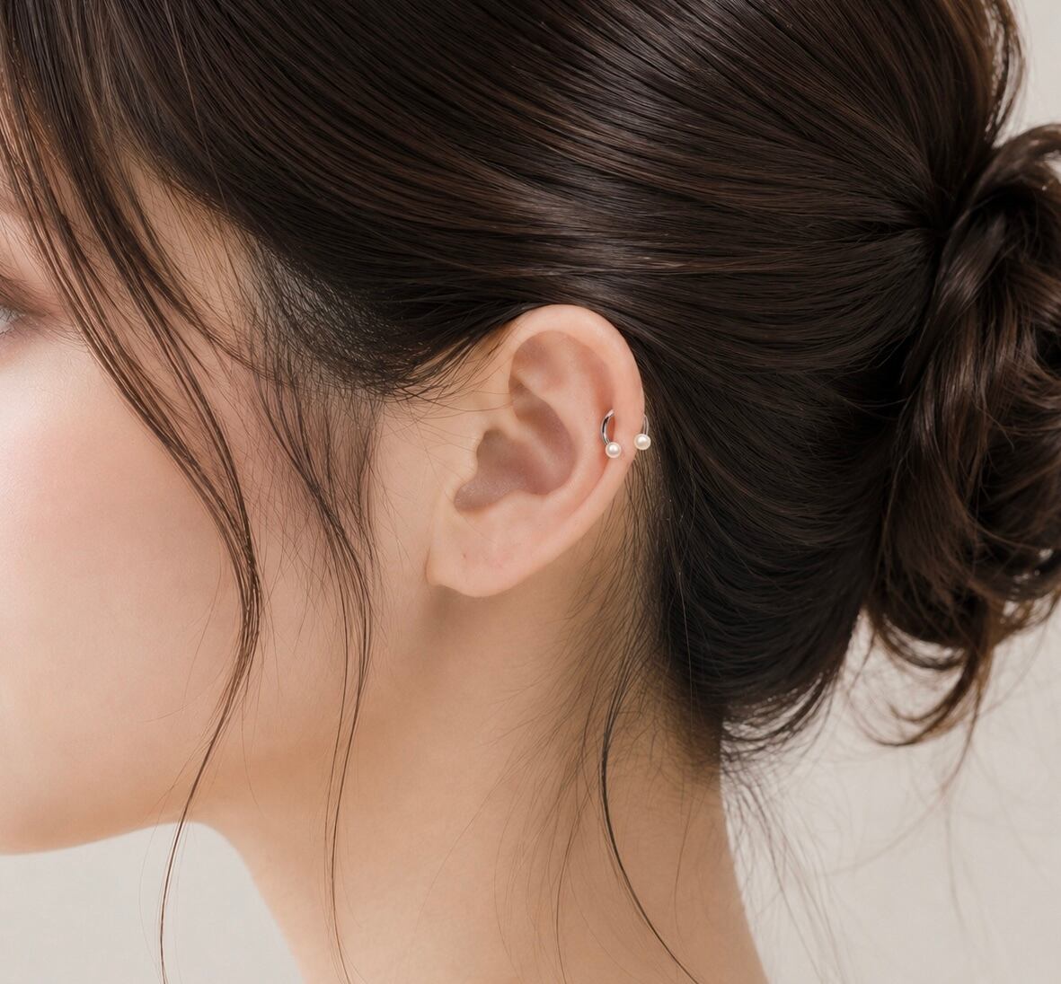 ❄︎スノーパール サーキュラーバーベル ボディピアス 16G 軟骨 ロブ