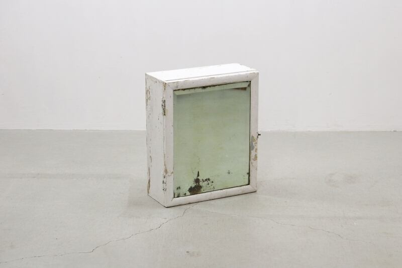 ヴィンテージ 収納付き 壁掛けミラー 鏡 キャビネット 収納 化粧台 洗面台 LET10095