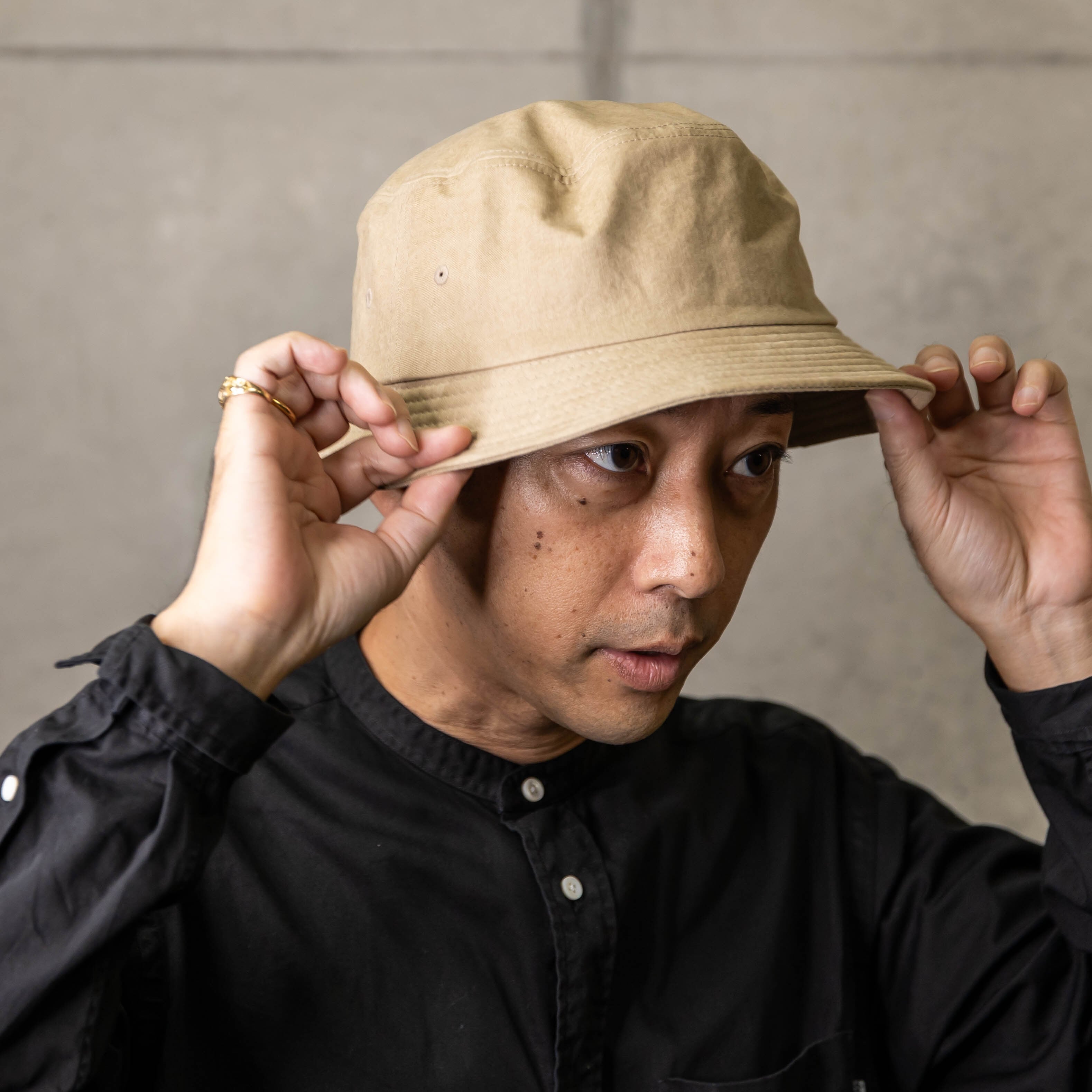 ブラシツイルバケットHAT | オンラインShop無（帽子の通販）