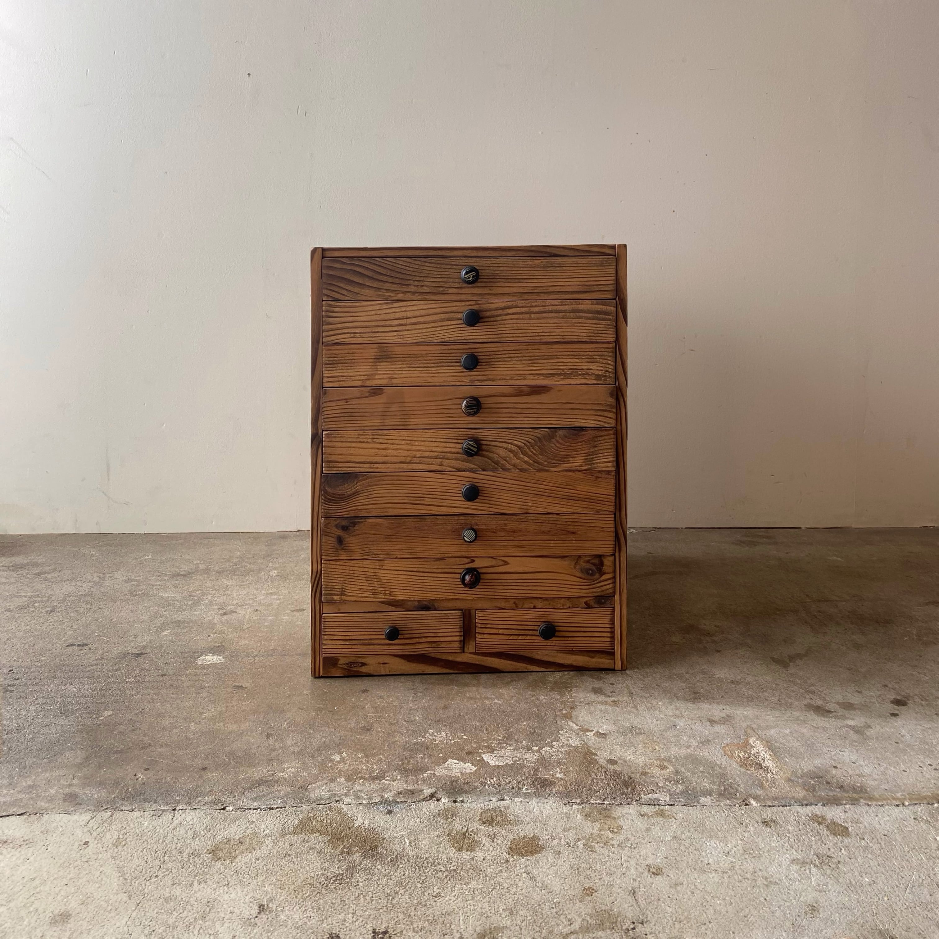 引き出し10杯　0990