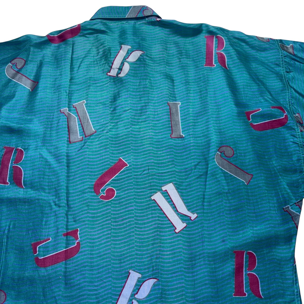 early GIANNI VERSACE three-quarter wide sleeves silk shirt