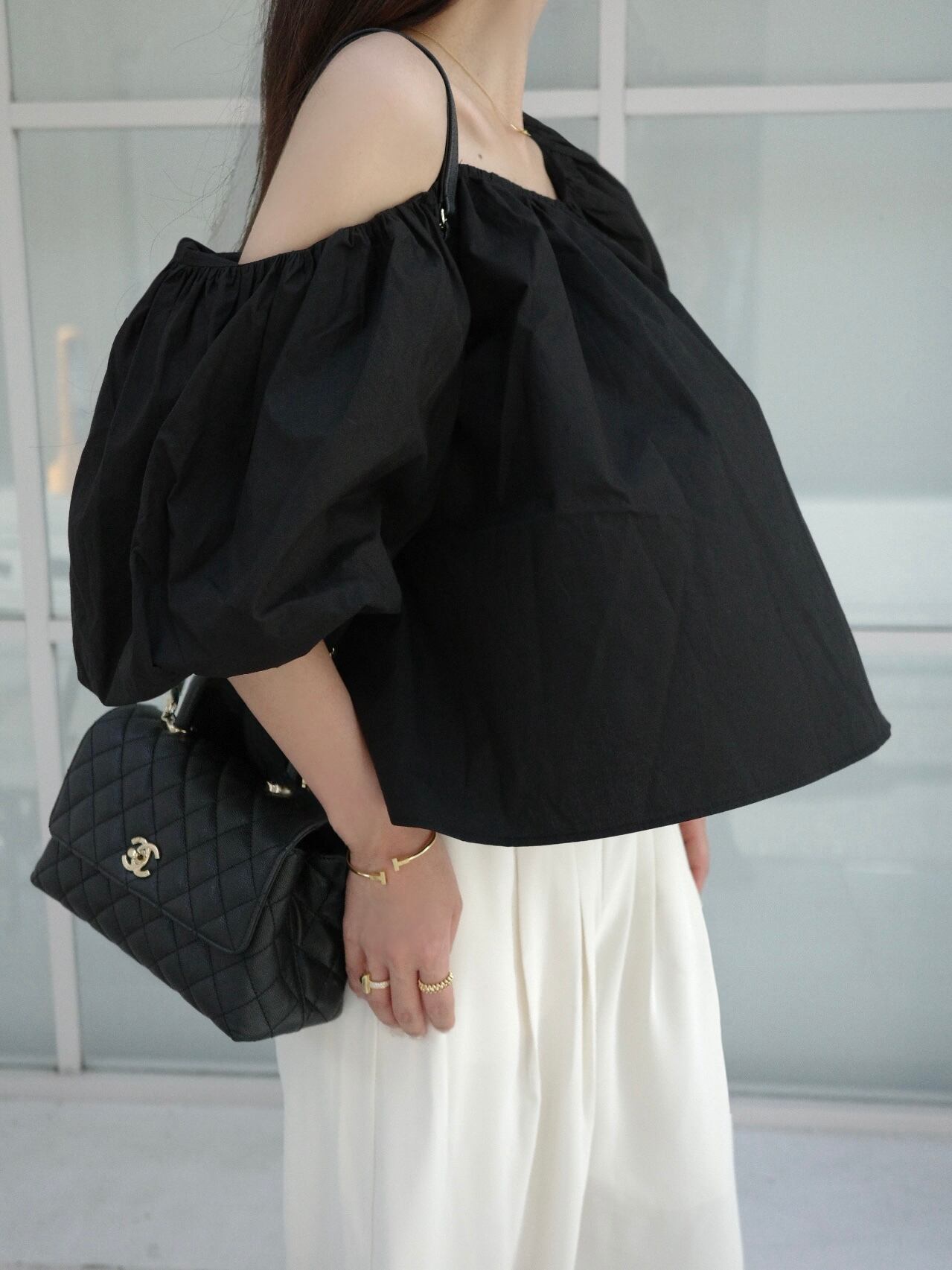 One shoulder puff blouse /black(6月下旬〜7月上旬頃発送予定)