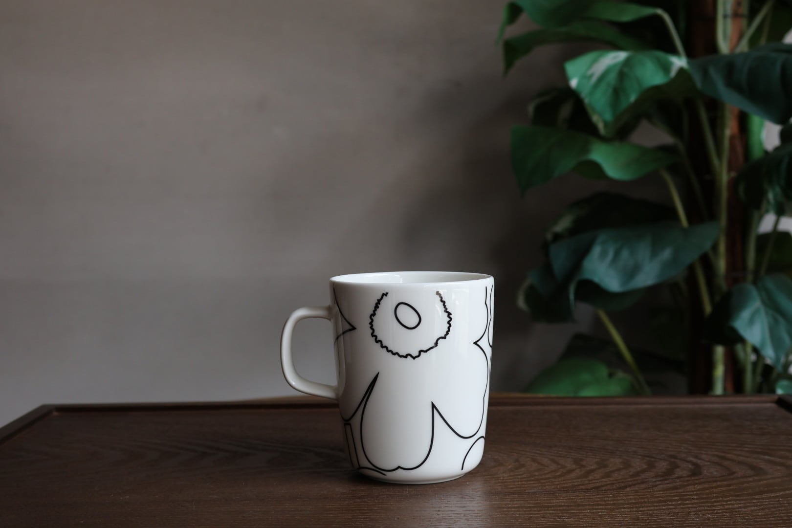 マリメッコ marimekko Piirto Unikko(ピィイルト ウニッコ) マグカップ マリメッコ marimekko Piirto Unikko(ピィイルト ウニッコ) マグカップ