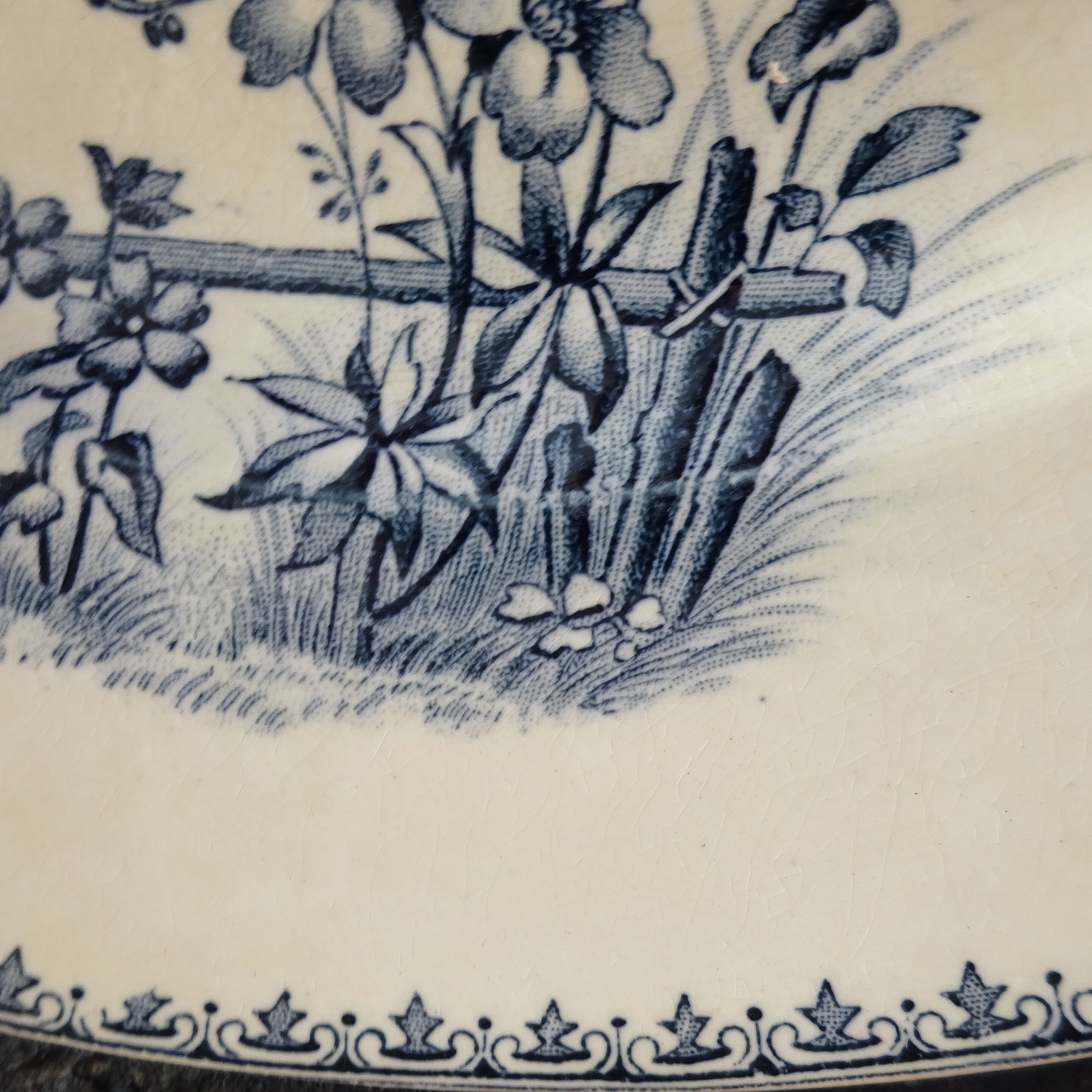 DIGOIN SARREGUEMINES  modèle《TSARINE》grand plat rond