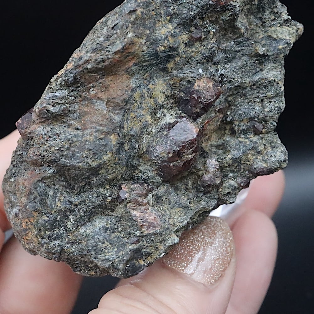 カリフォルニア産！ アルマンディン ガーネット 鉄礬柘榴石 91.2g