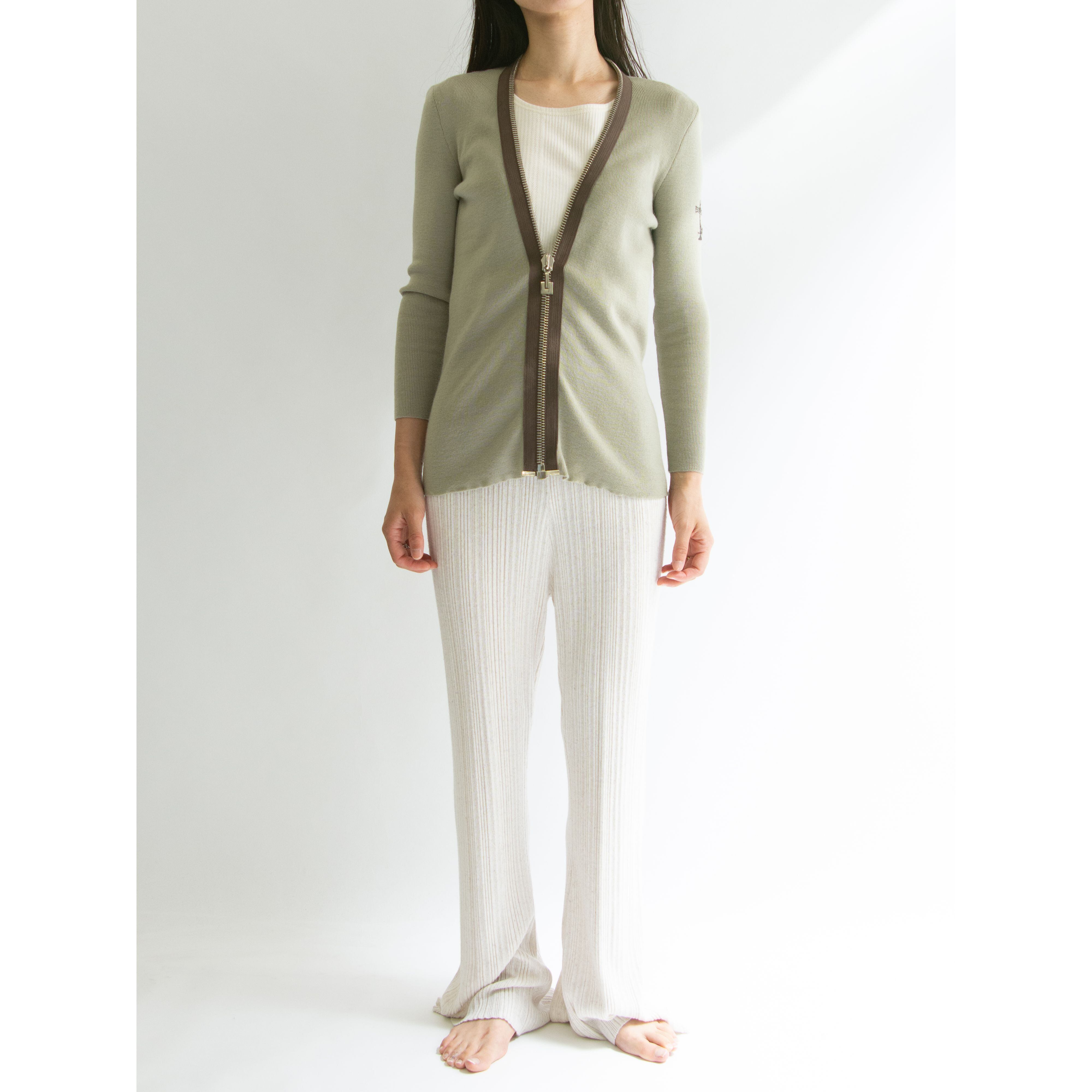 【Salvatore Ferragamo】Made in Italy 100% Wool Knit Cardigan(サルヴァトーレ フェラガモ イタリア製 ウールニットカーディガン)