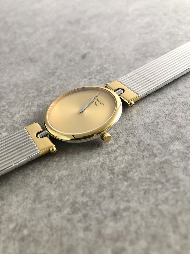 Christian Dior クリスチャン ディオール 腕時計 シルバー DIOR ラウンドフェイス ステンレススチール 3026 クウォーツ vintage ヴィンテージ オールド sxevgu