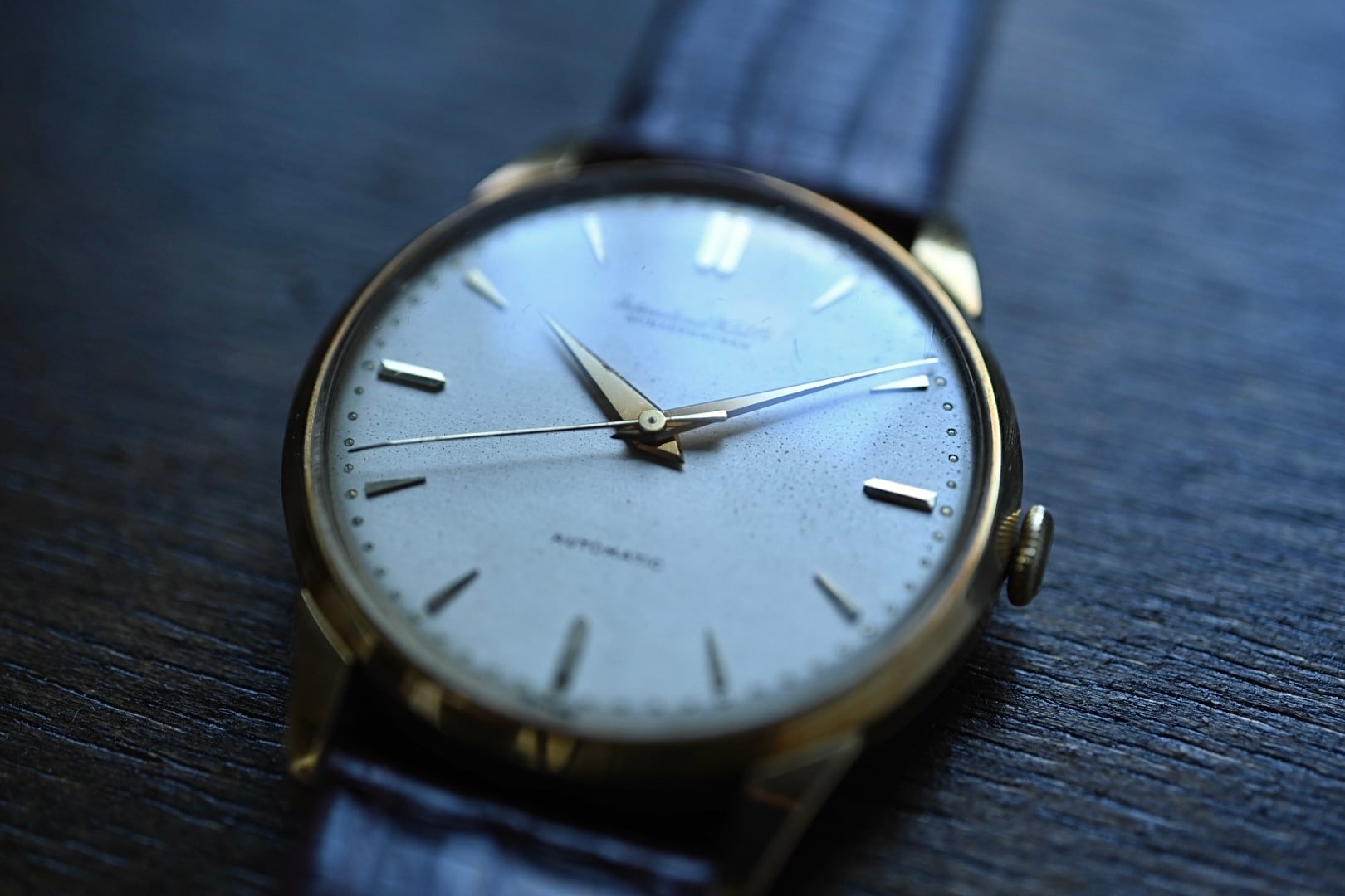 腕時計】1951年 IWC Cal.852 ”極初期型” 白文字盤 18KYG 金無垢時計